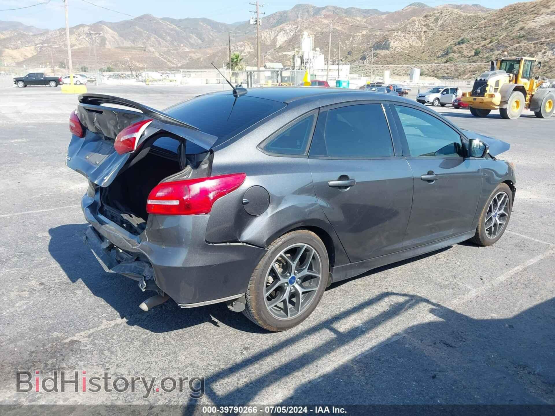 2016 FORD FOCUS - VIN: 1FADP3F2XGL405918 - Фото 4