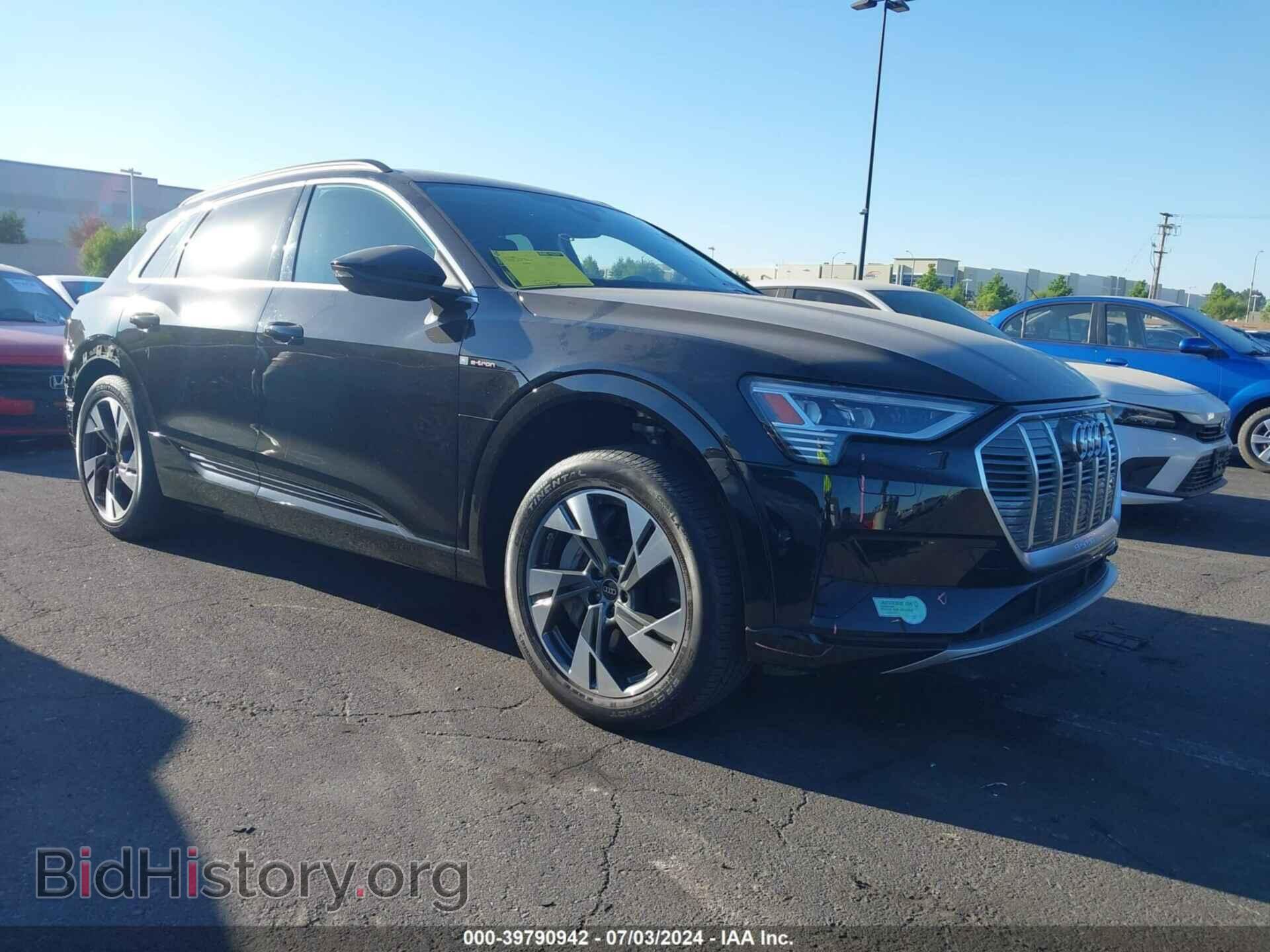 Фотография WA1LAAGE6PB015046 - AUDI E-TRON 2023