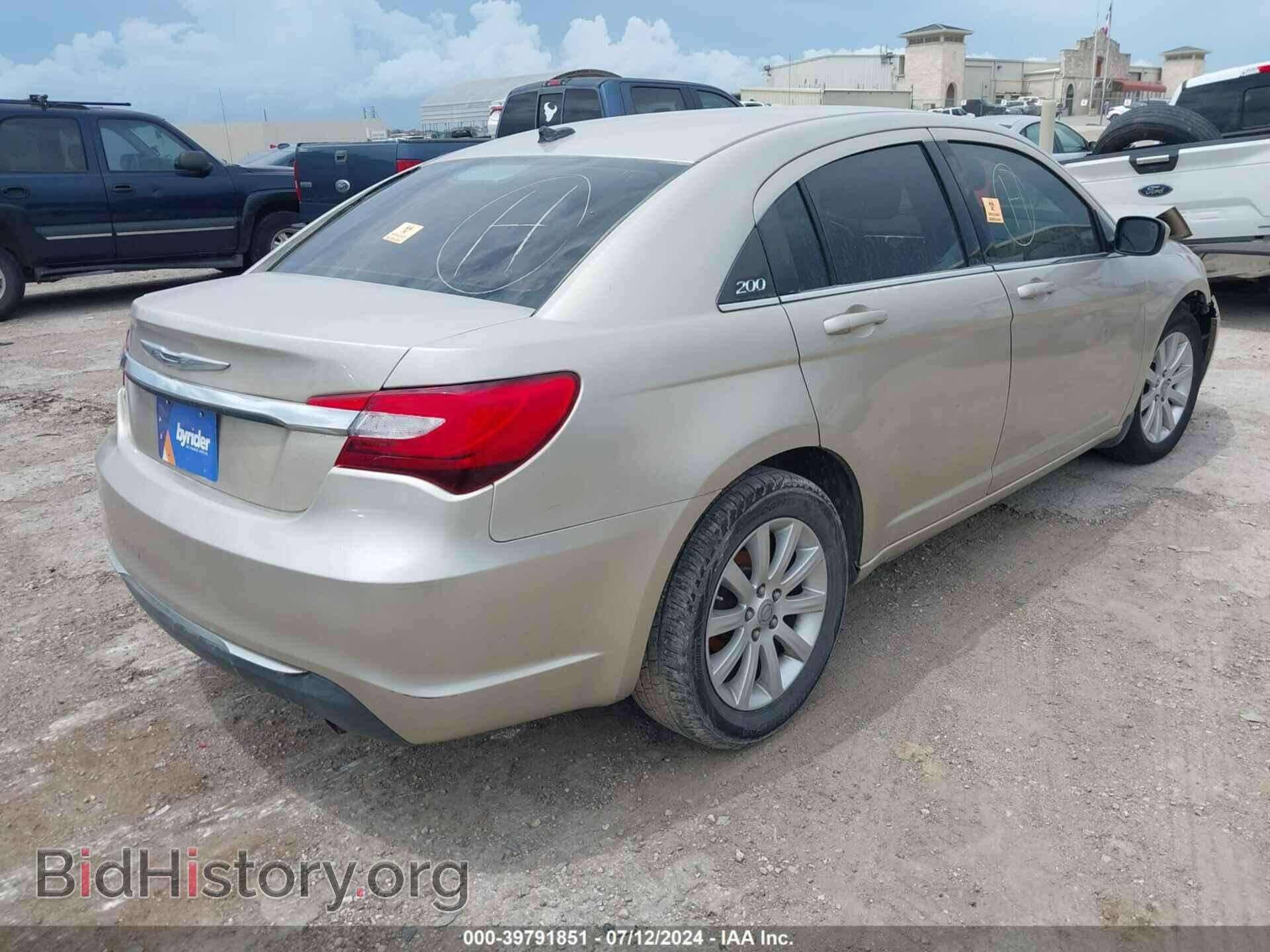 2013 CHRYSLER 200 - VIN: 1C3CCBBB8DN728807 - Фото 4