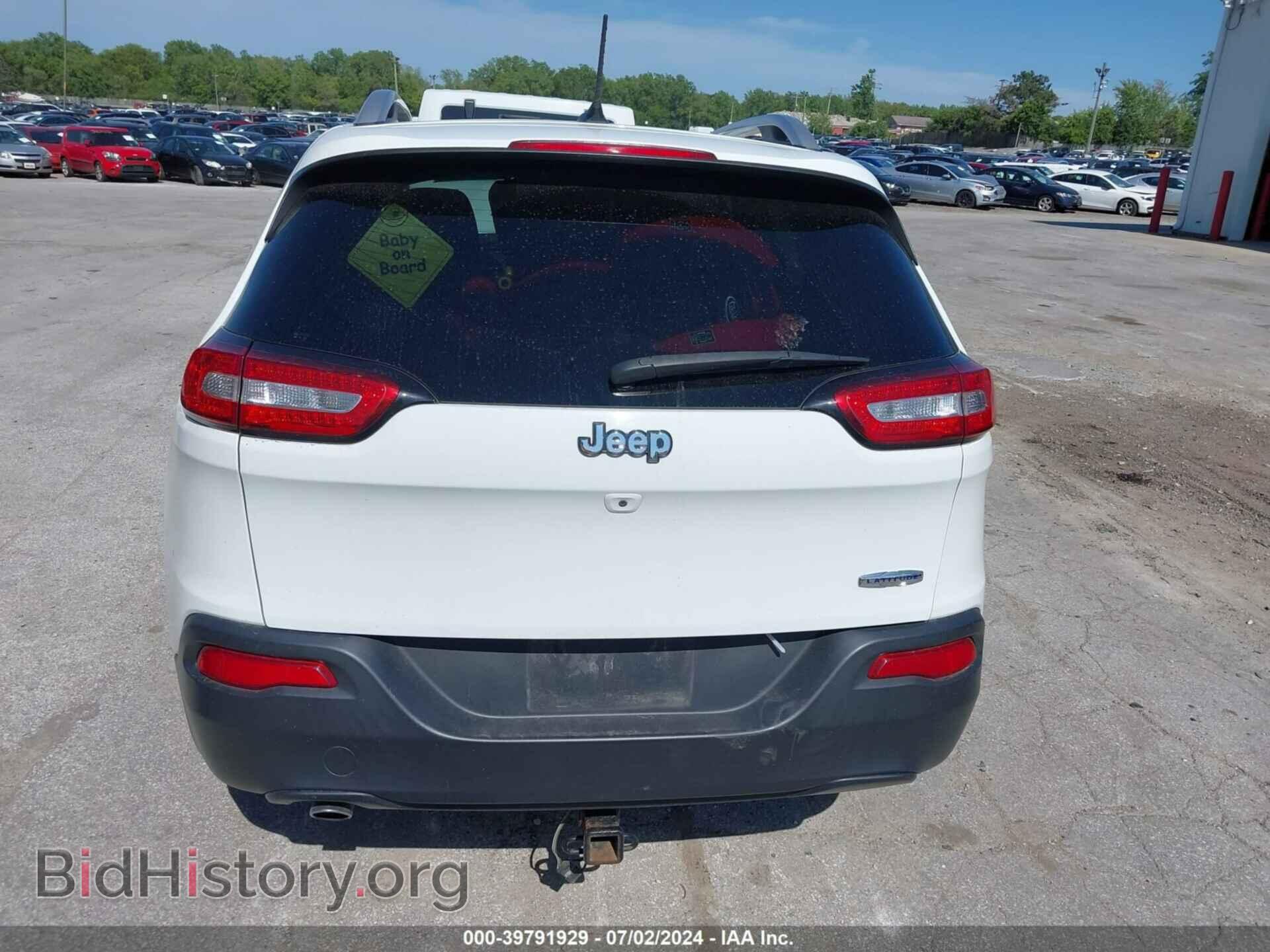 2018 JEEP CHEROKEE - VIN: 1C4PJLCB6JD573473 - Фото 16