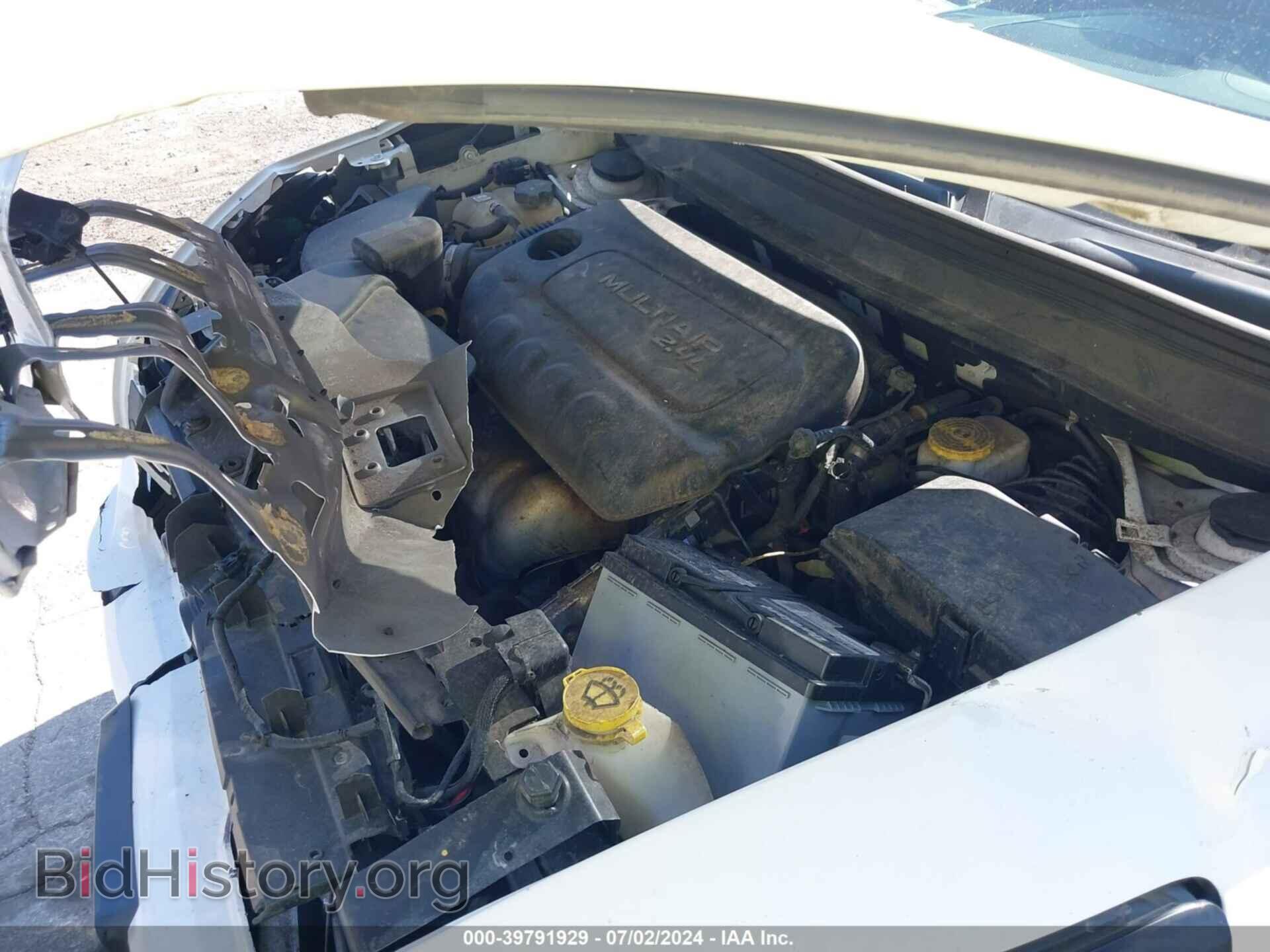 2018 JEEP CHEROKEE - VIN: 1C4PJLCB6JD573473 - Фото 10