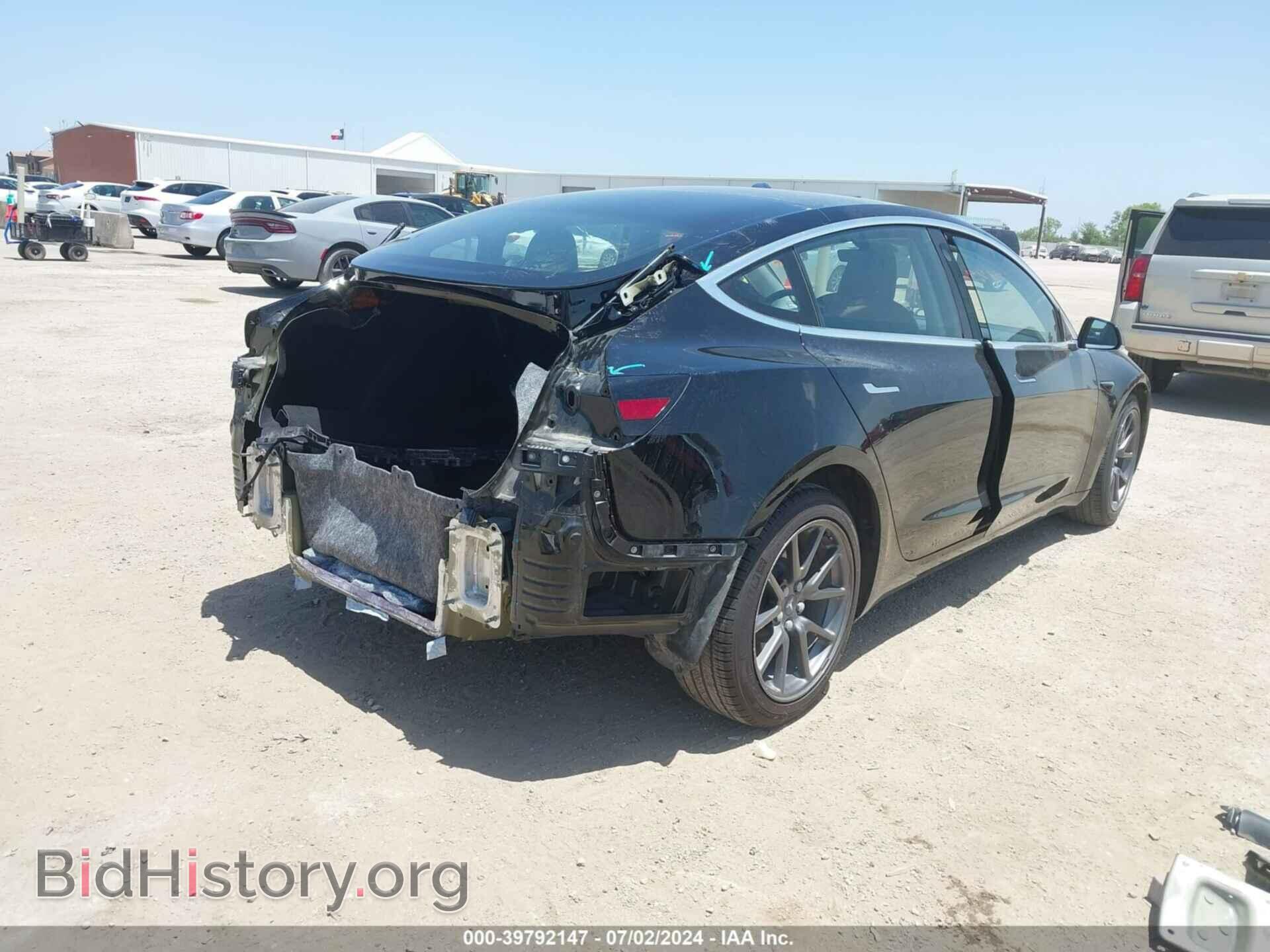 2018 TESLA MODEL 3 - VIN: 5YJ3E1EAXJF152148 - Фото 4