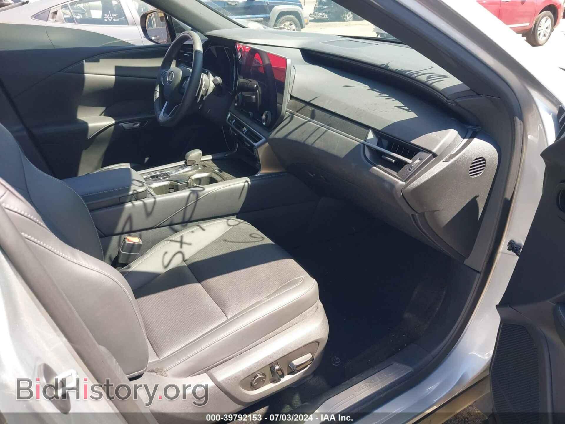 2023 LEXUS RX 350H - VIN: 2T2BBMCA0PC002857 - Фото 5