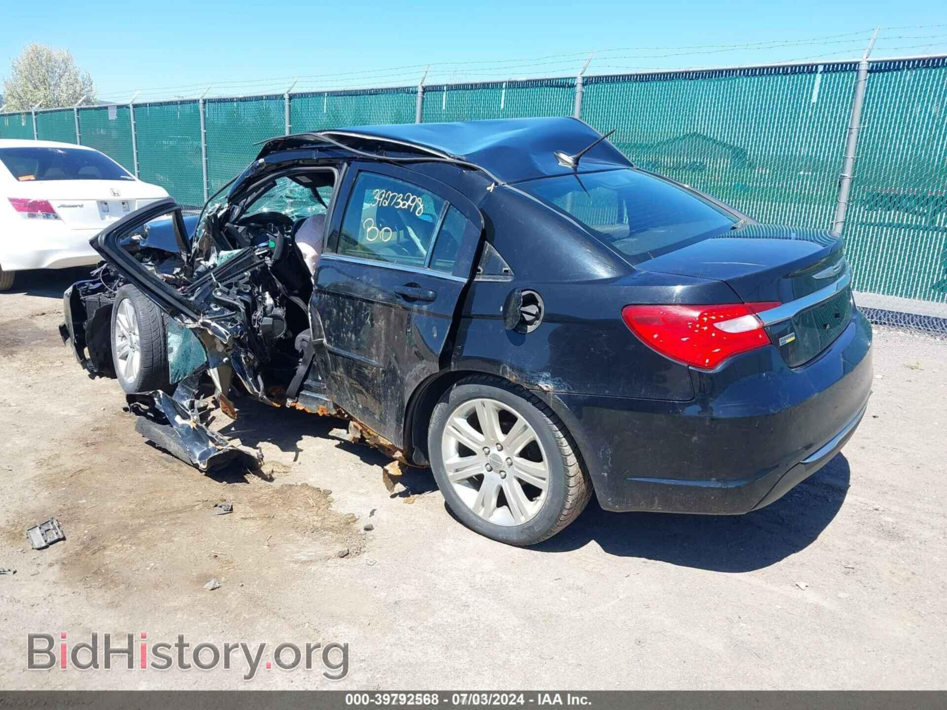 2012 CHRYSLER 200 - VIN: 1C3CCBAG3CN228372 - Фото 3