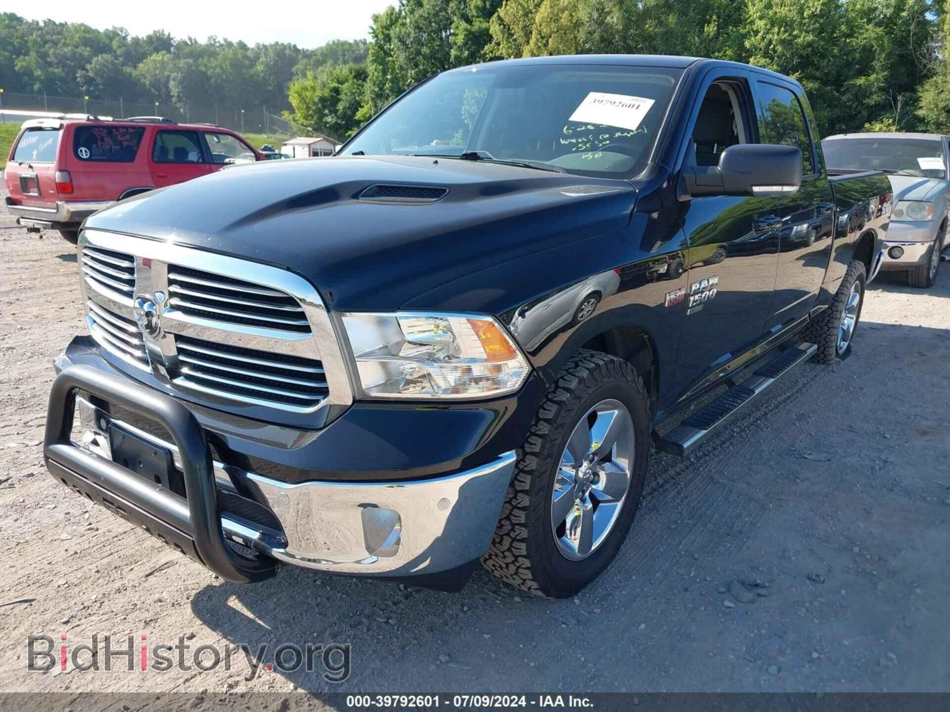 2019 RAM 1500 CLASSIC - VIN: 1C6RR7TT7KS727632 - Фото 2