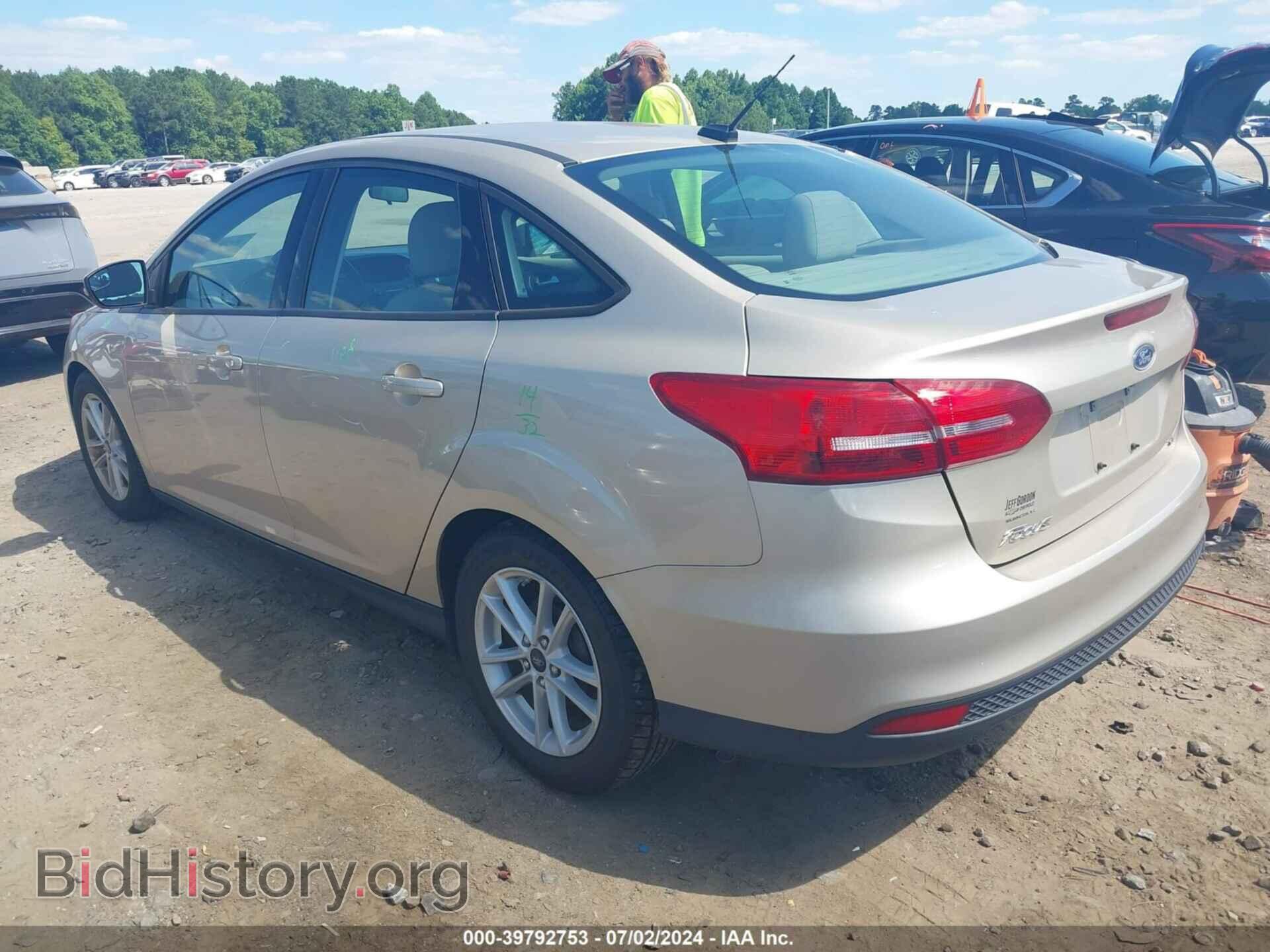 2017 FORD FOCUS - VIN: 1FADP3F25HL336766 - Фото 3