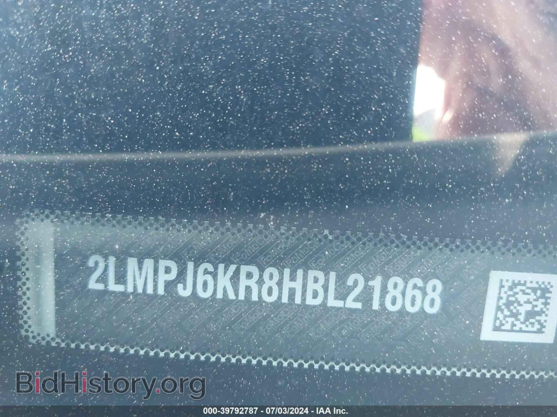 2017 LINCOLN MKX - VIN: 2LMPJ6KR8HBL21868 - Photo 9
