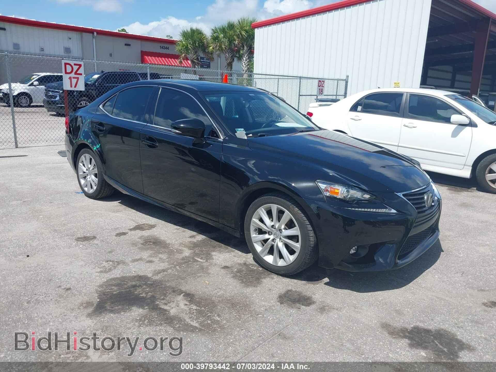 Фотография JTHBF1D20F5073386 - LEXUS IS 250 2015