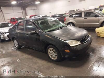 2006 Ford FOCUS ZX4, navy — VIN 1FAFP34N16W231384, IAAI