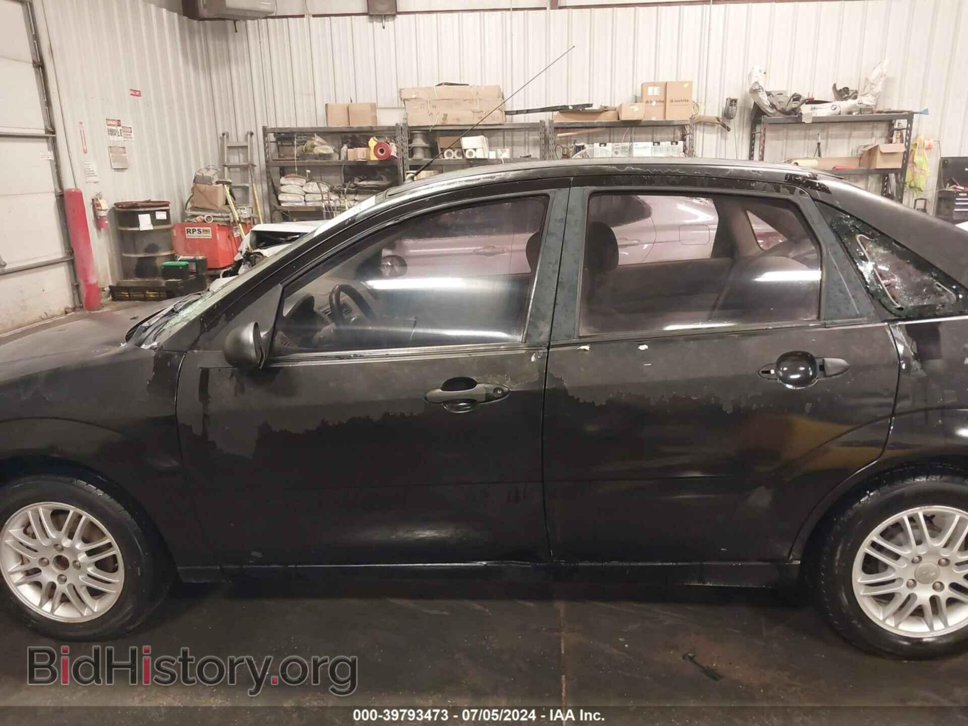 2006 FORD FOCUS - VIN: 1FAFP34N16W231384 - Фото 14