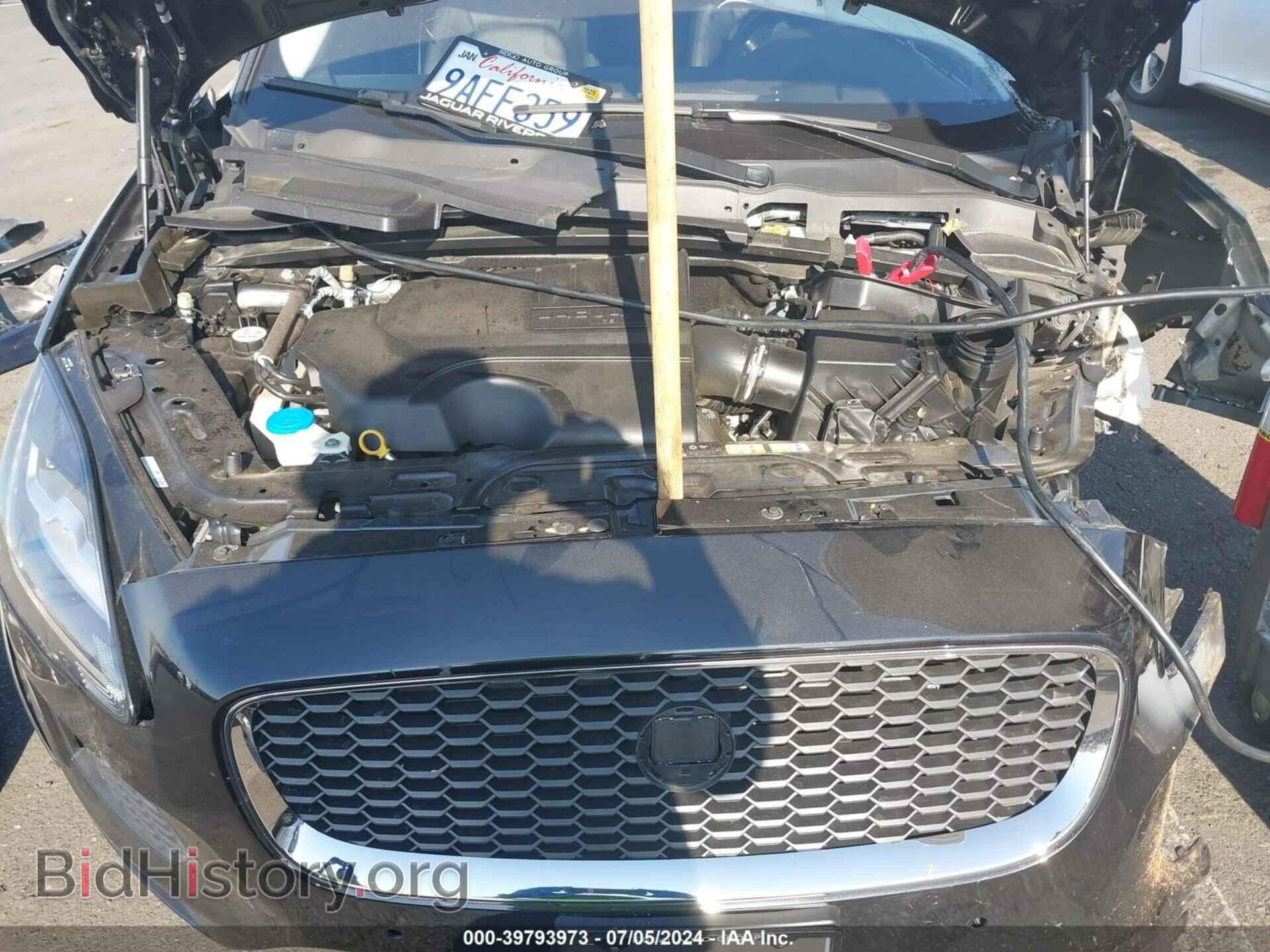 2018 JAGUAR E-PACE - VIN: SADFP2FX6J1Z05610 - Фото 10