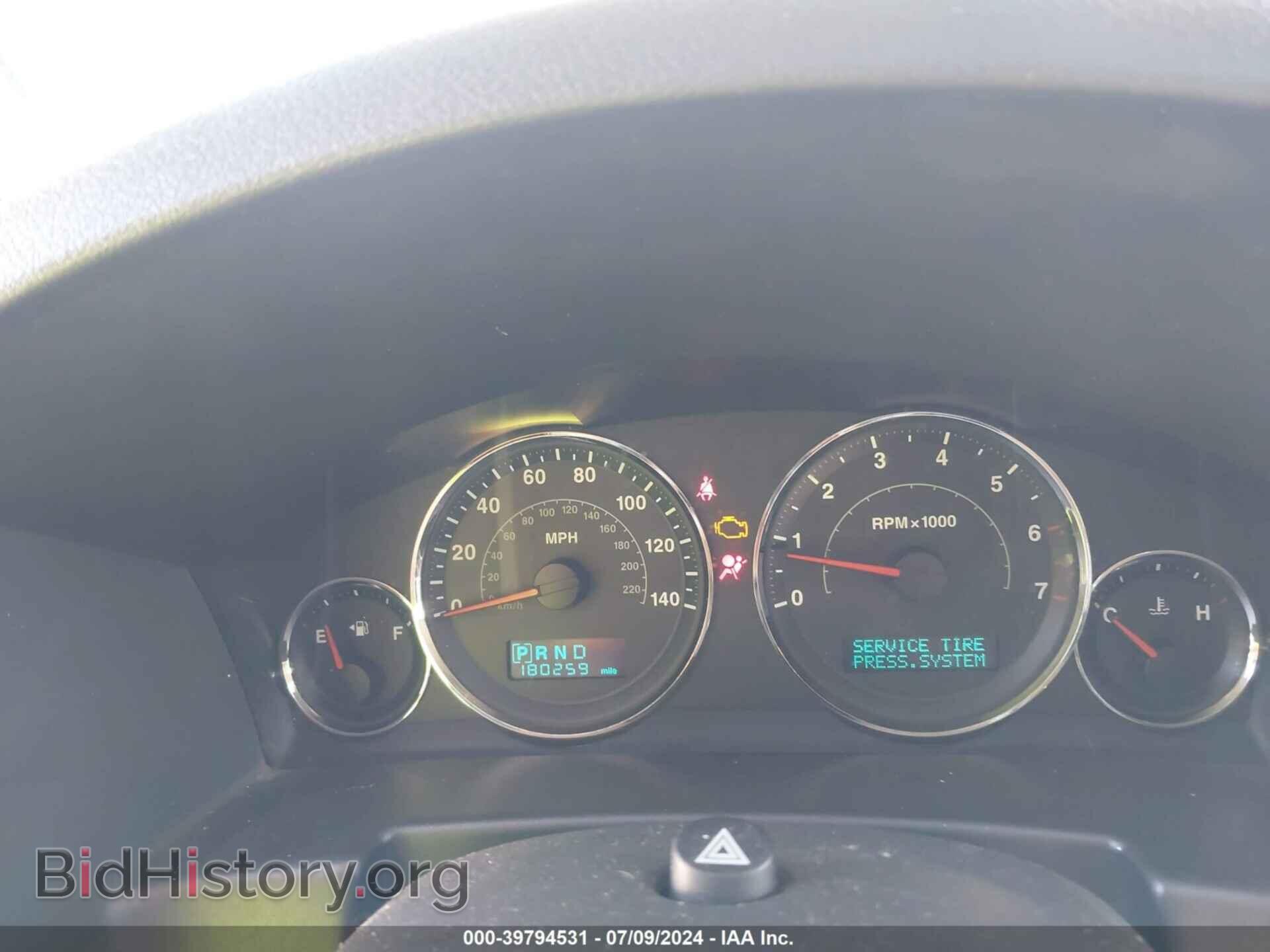 2006 JEEP COMMANDER - VIN: 1J8HH58246C367403 - Фото 7