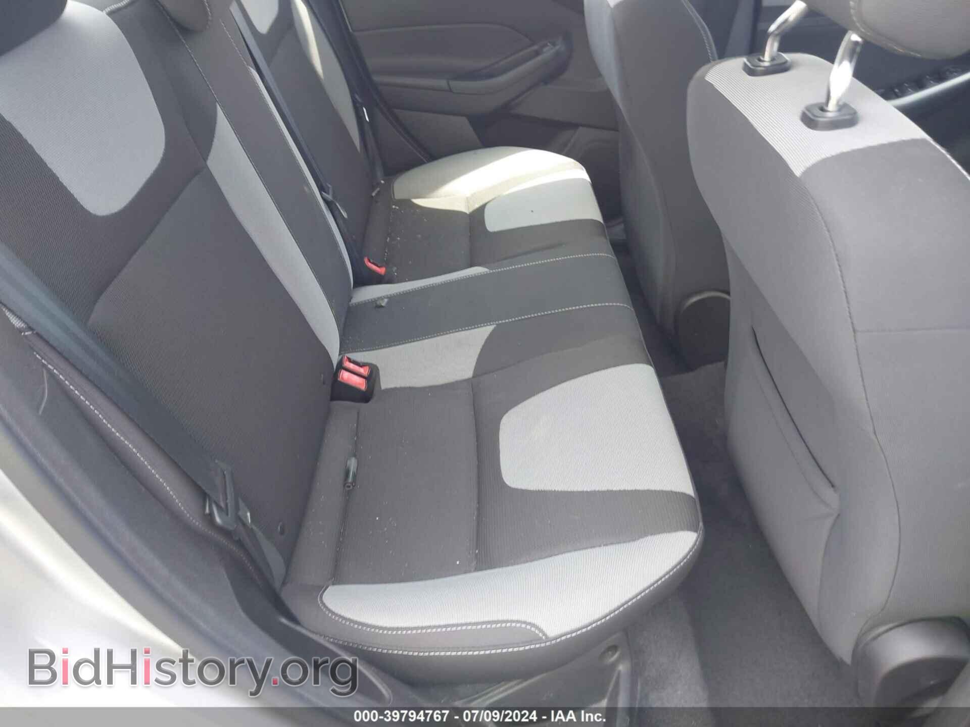 2012 FORD FOCUS - VIN: 1FAHP3F2XCL231165 - Photo 8