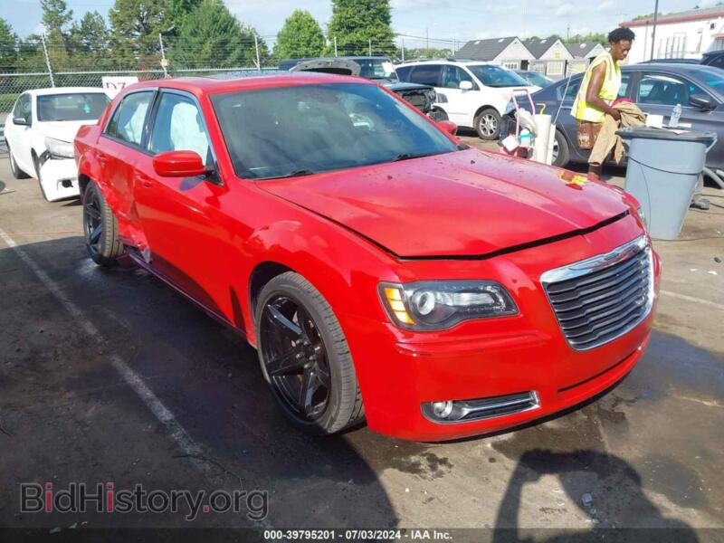 2012 Chrysler 300 S V8 (VIN 2C3CCADT8CH312991) — photo 1 of 17, IAAI, damage: right side