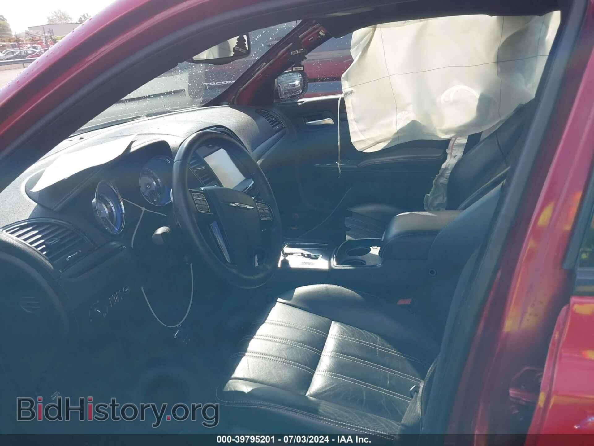 2012 CHRYSLER 300 - VIN: 2C3CCADT8CH312991 - Фото 5