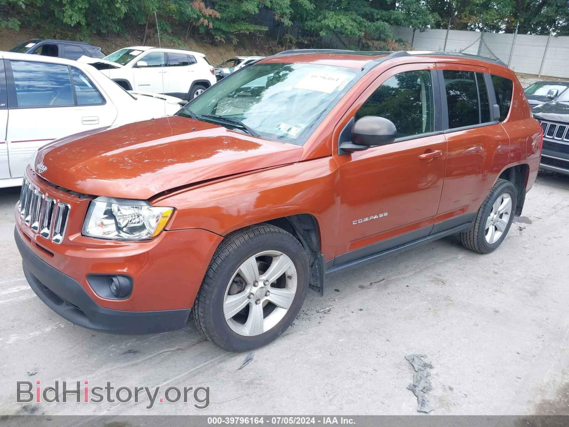 2012 JEEP COMPASS - VIN: 1C4NJDEB0CD578620 - Photo 2