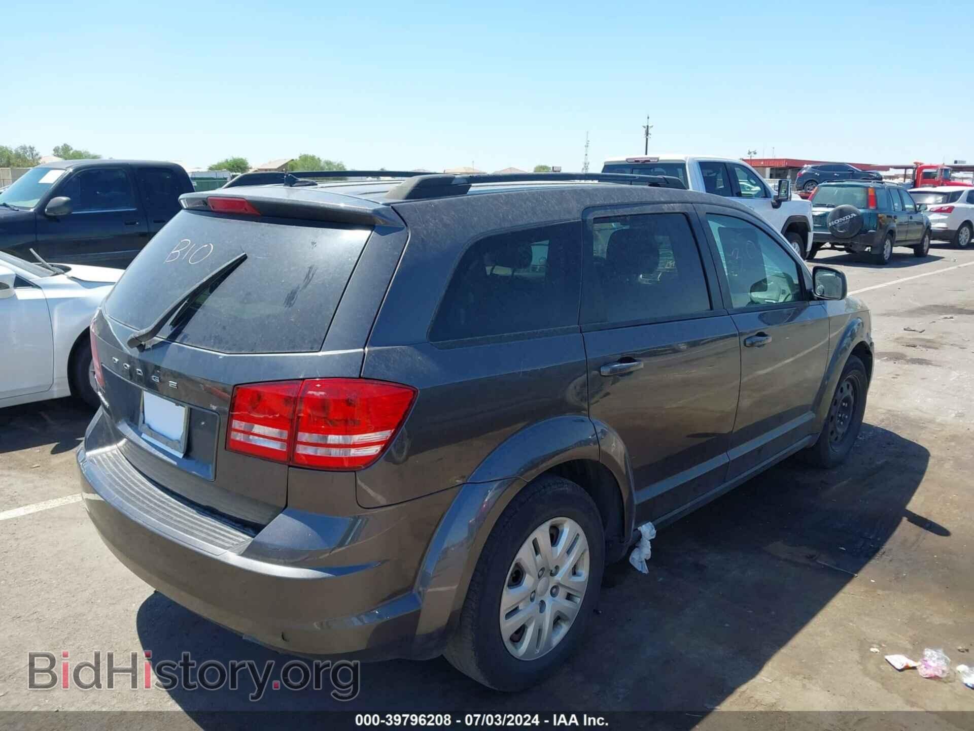2018 DODGE JOURNEY - VIN: 3C4PDCAB1JT152426 - Фото 4