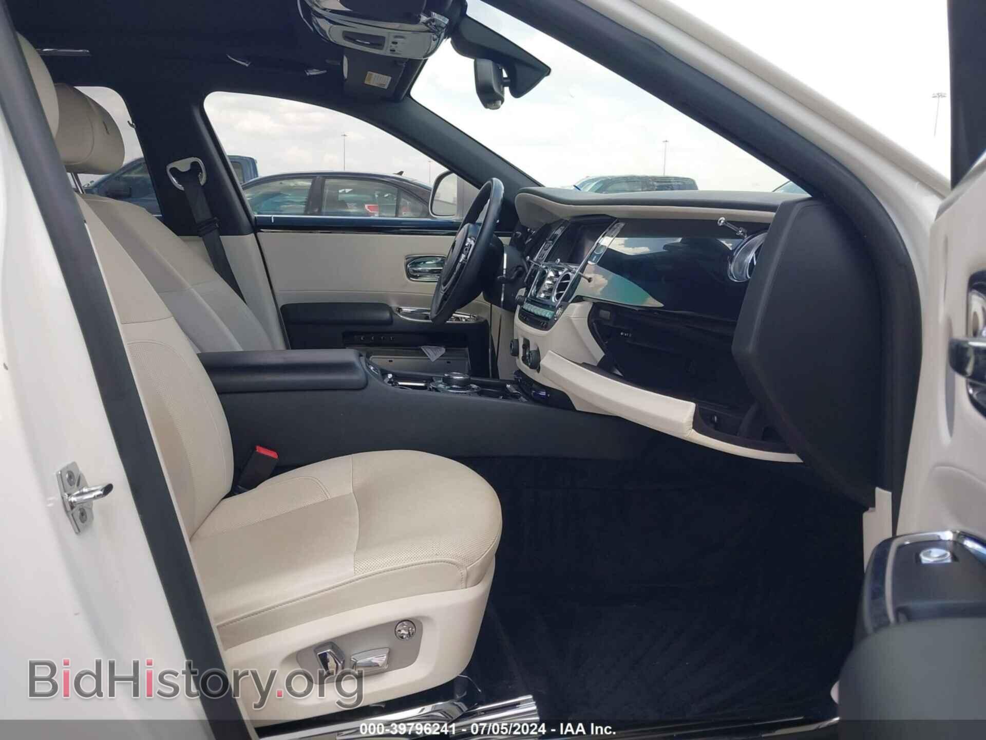 2014 ROLLS-ROYCE GHOST - VIN: SCA664S58EUX52528 - Photo 5