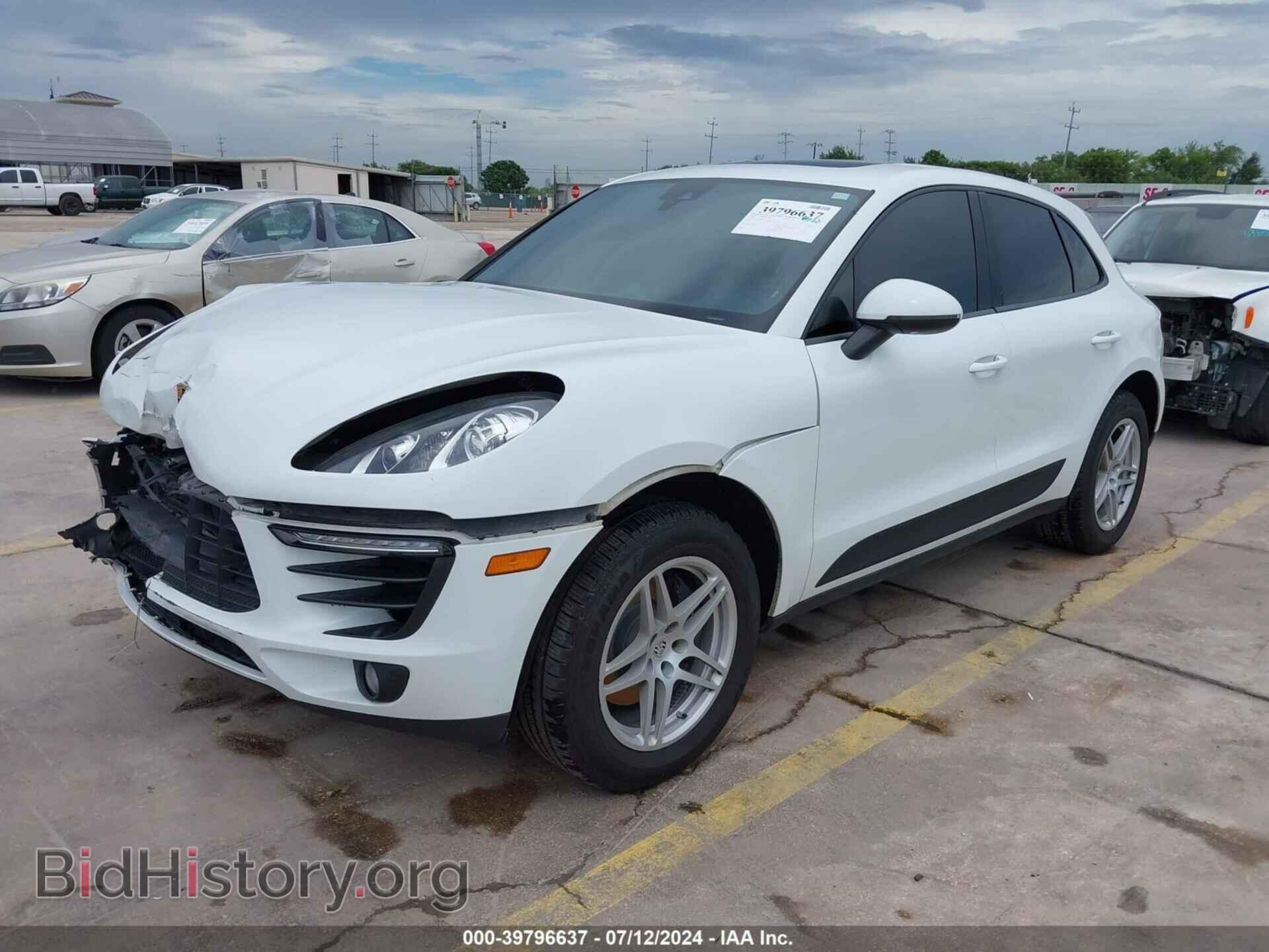 2018 PORSCHE MACAN - VIN: WP1AA2A51JLB12313 - Photo 2