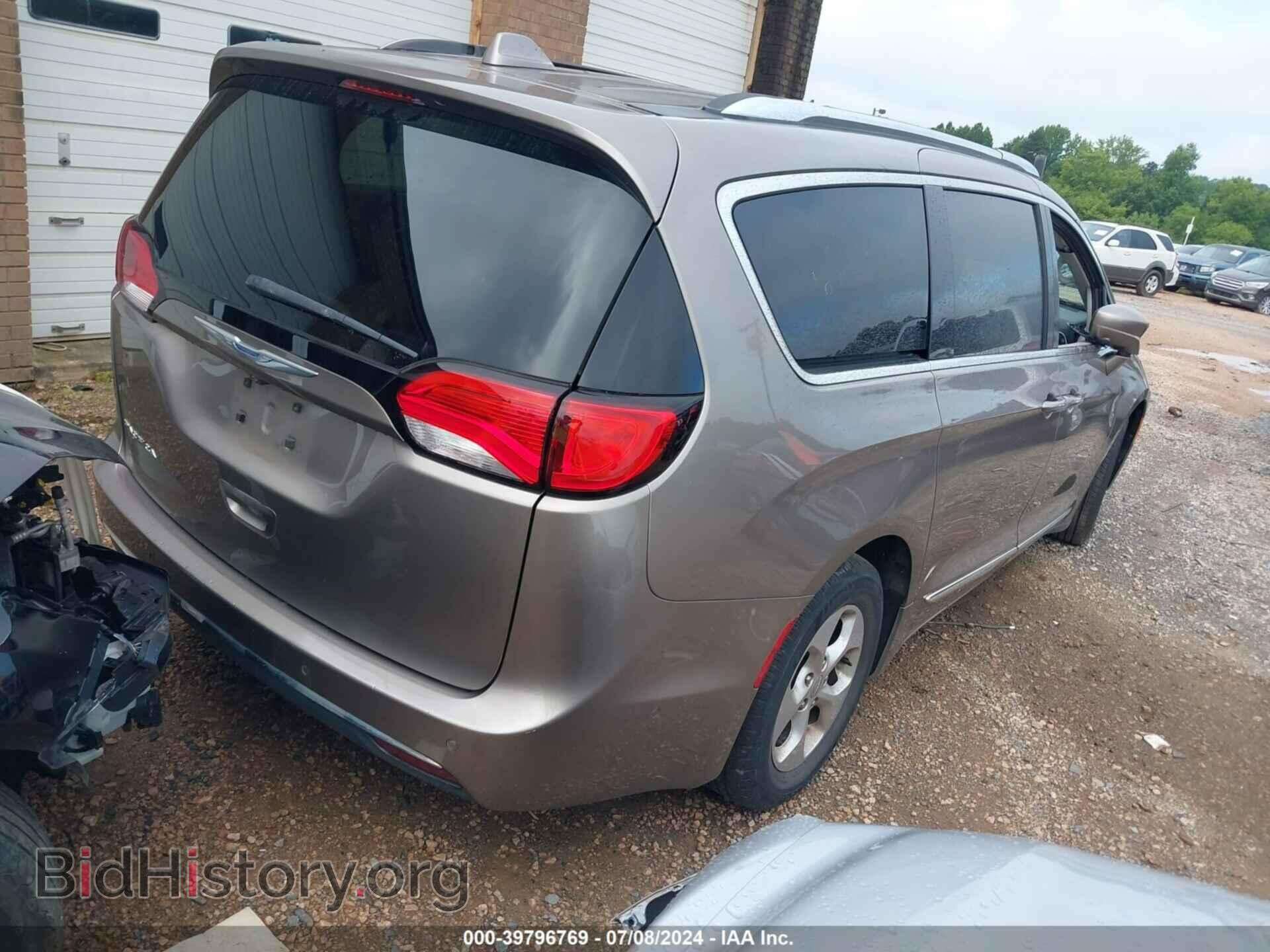 2017 CHRYSLER PACIFICA - VIN: 2C4RC1EG5HR721572 - Фото 4