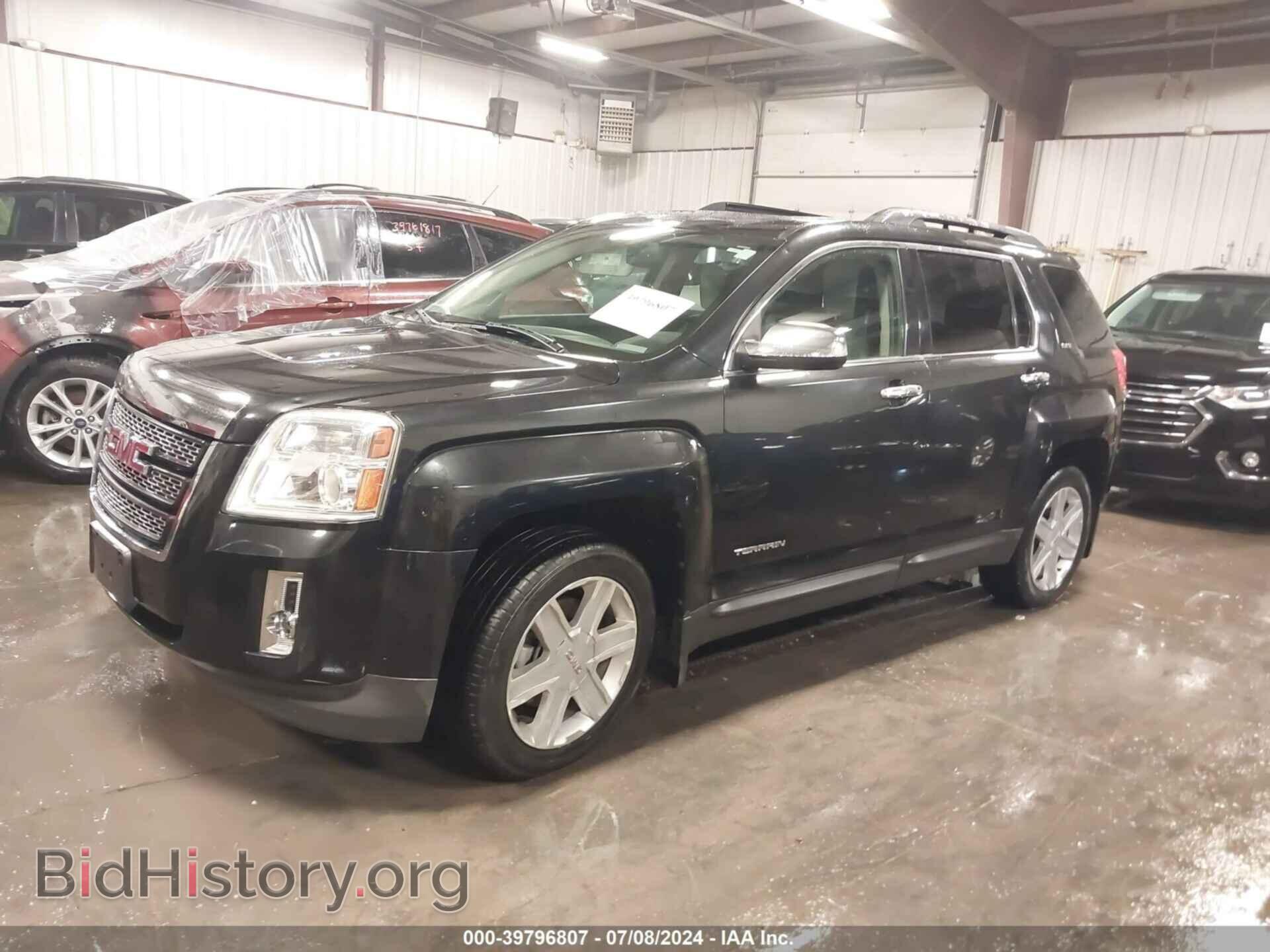 2011 GMC TERRAIN - VIN: 2CTFLXEC9B6324401 - Photo 2