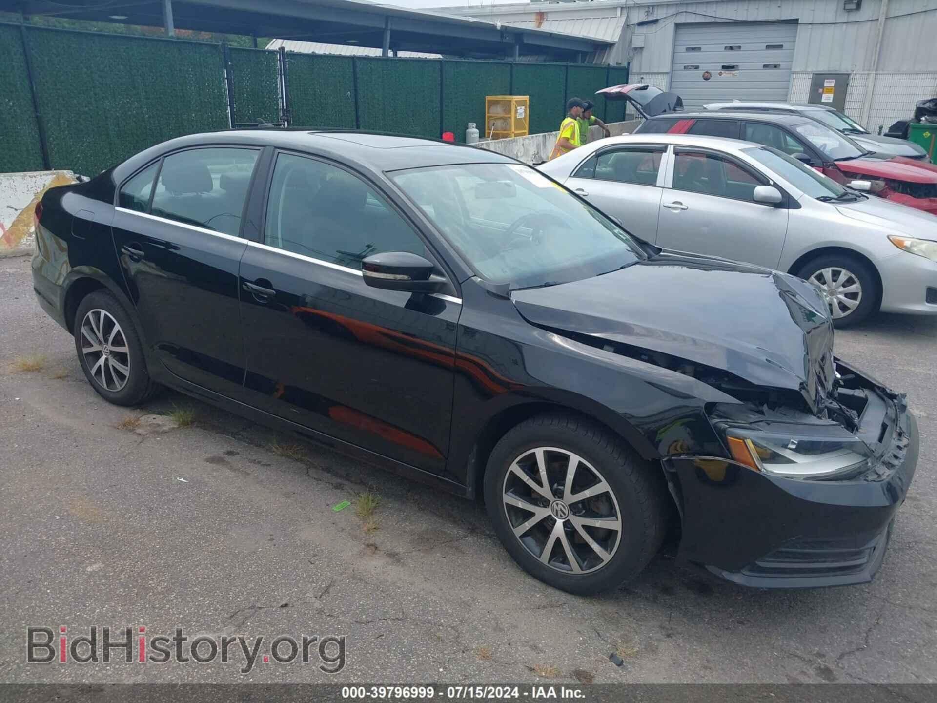 Фотография 3VWDB7AJ7HM325357 - VOLKSWAGEN JETTA 2017