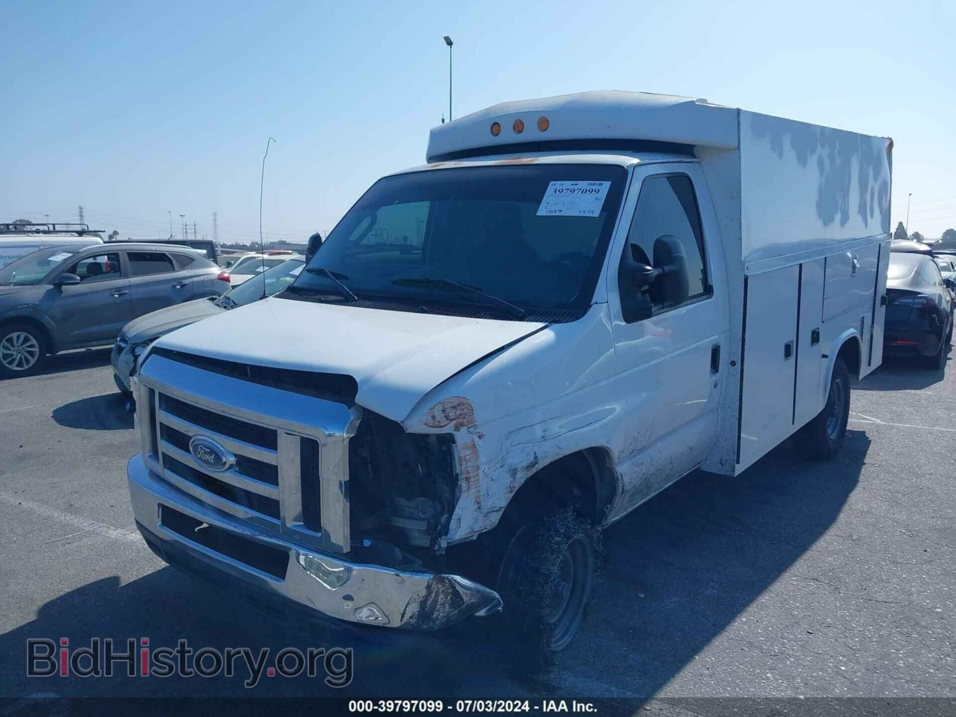 2012 FORD E-350 CUTAWAY - VIN: 1FDSE3FL7CDA82170 - Photo 2