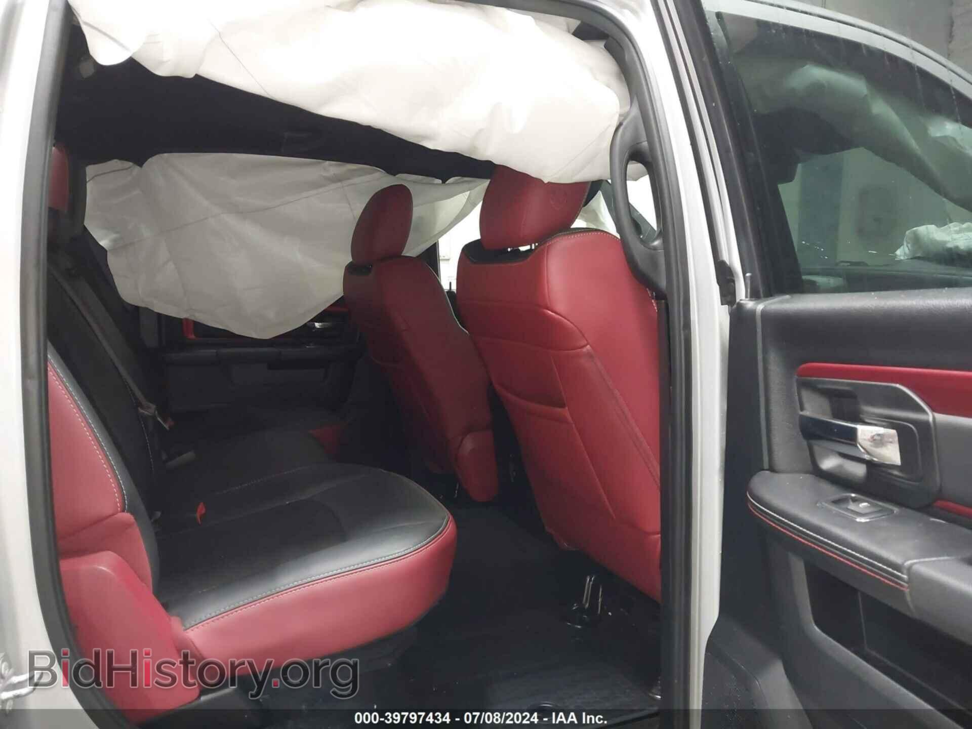 2017 RAM 1500 - VIN: 1C6RR7YT8HS572400 - Фото 8