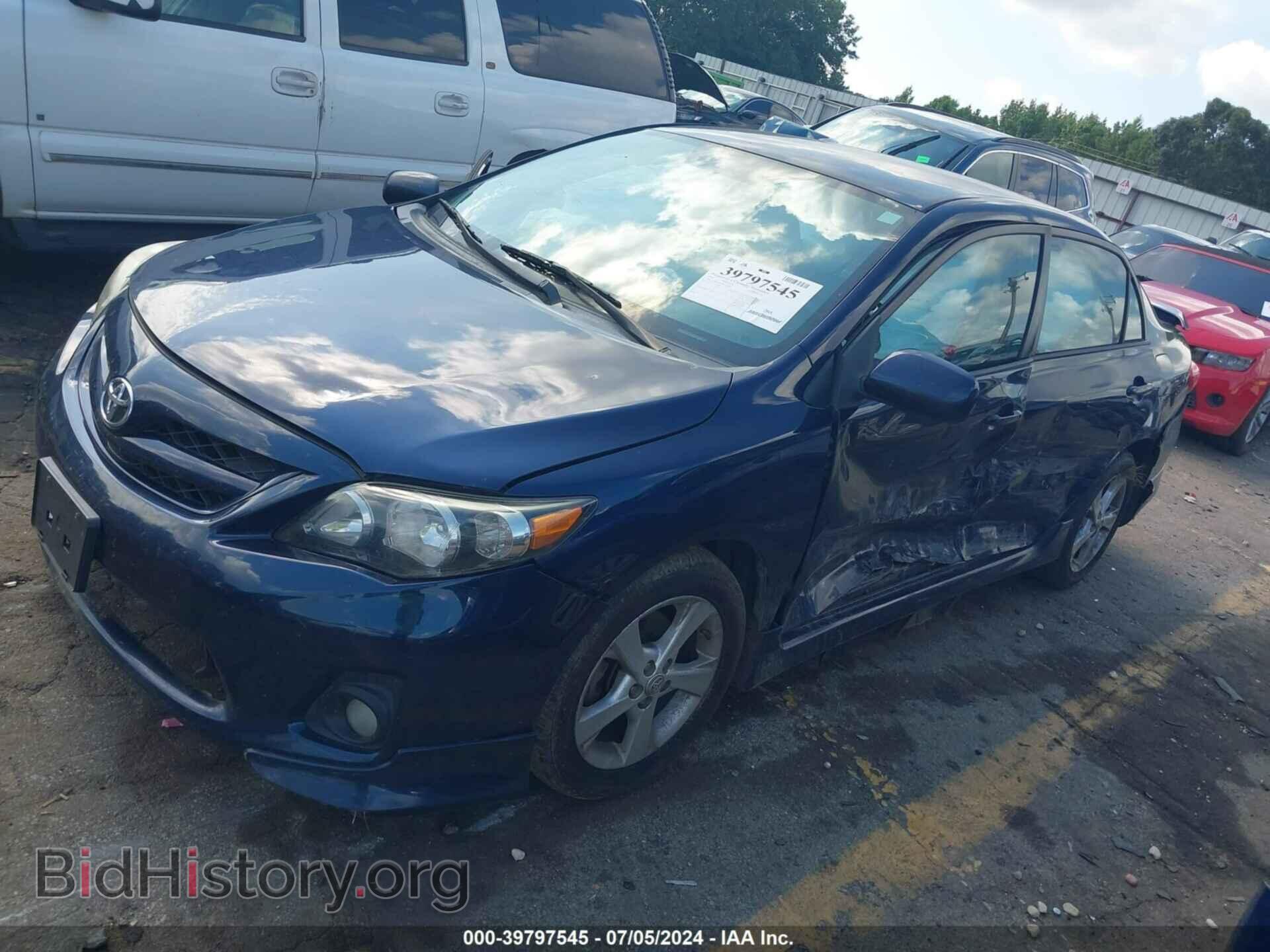 2011 TOYOTA COROLLA - VIN: 2T1BU4EE7BC632978 - Фото 2