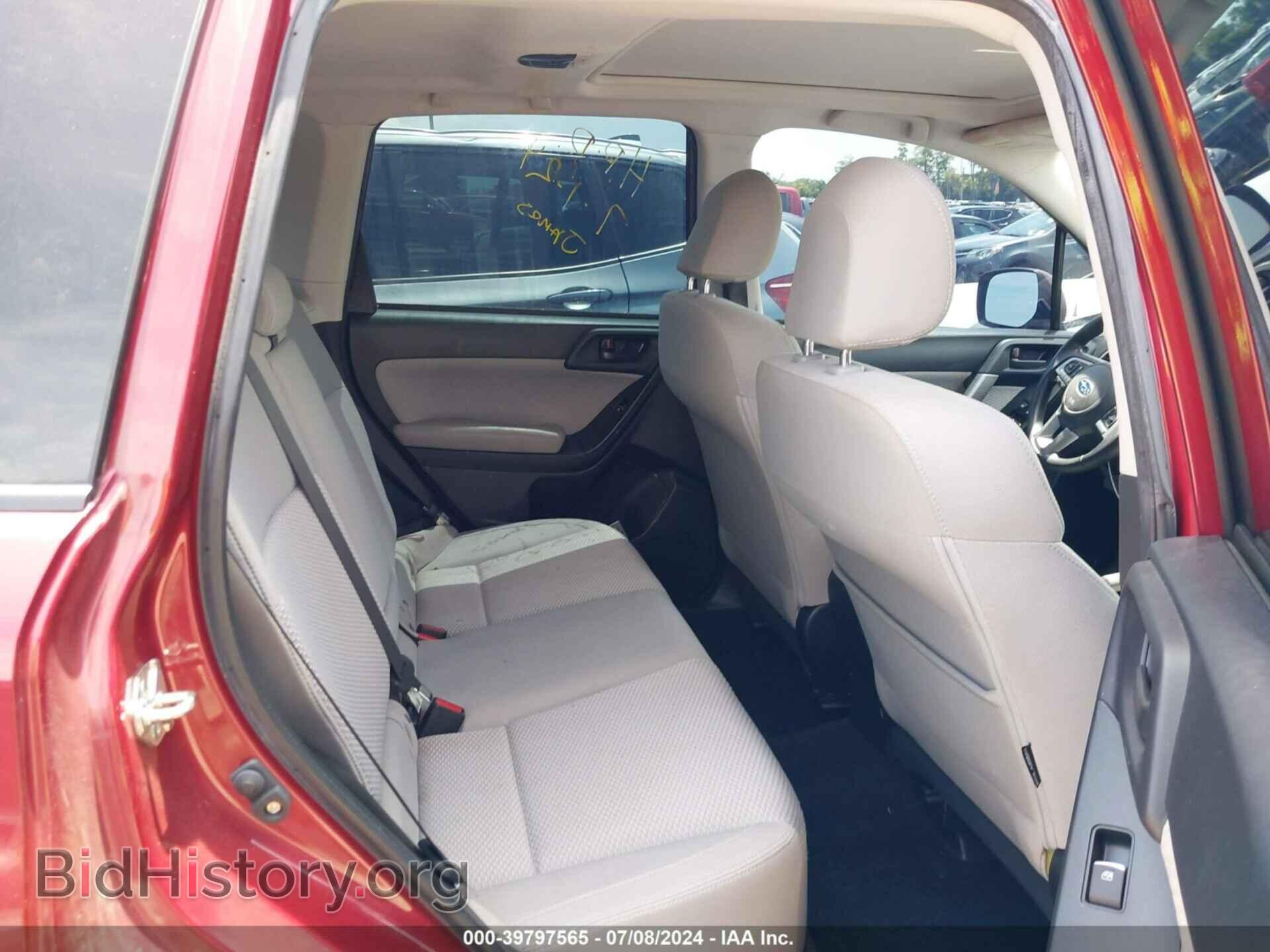 2018 SUBARU FORESTER - VIN: JF2SJADC3JH463609 - Фото 8