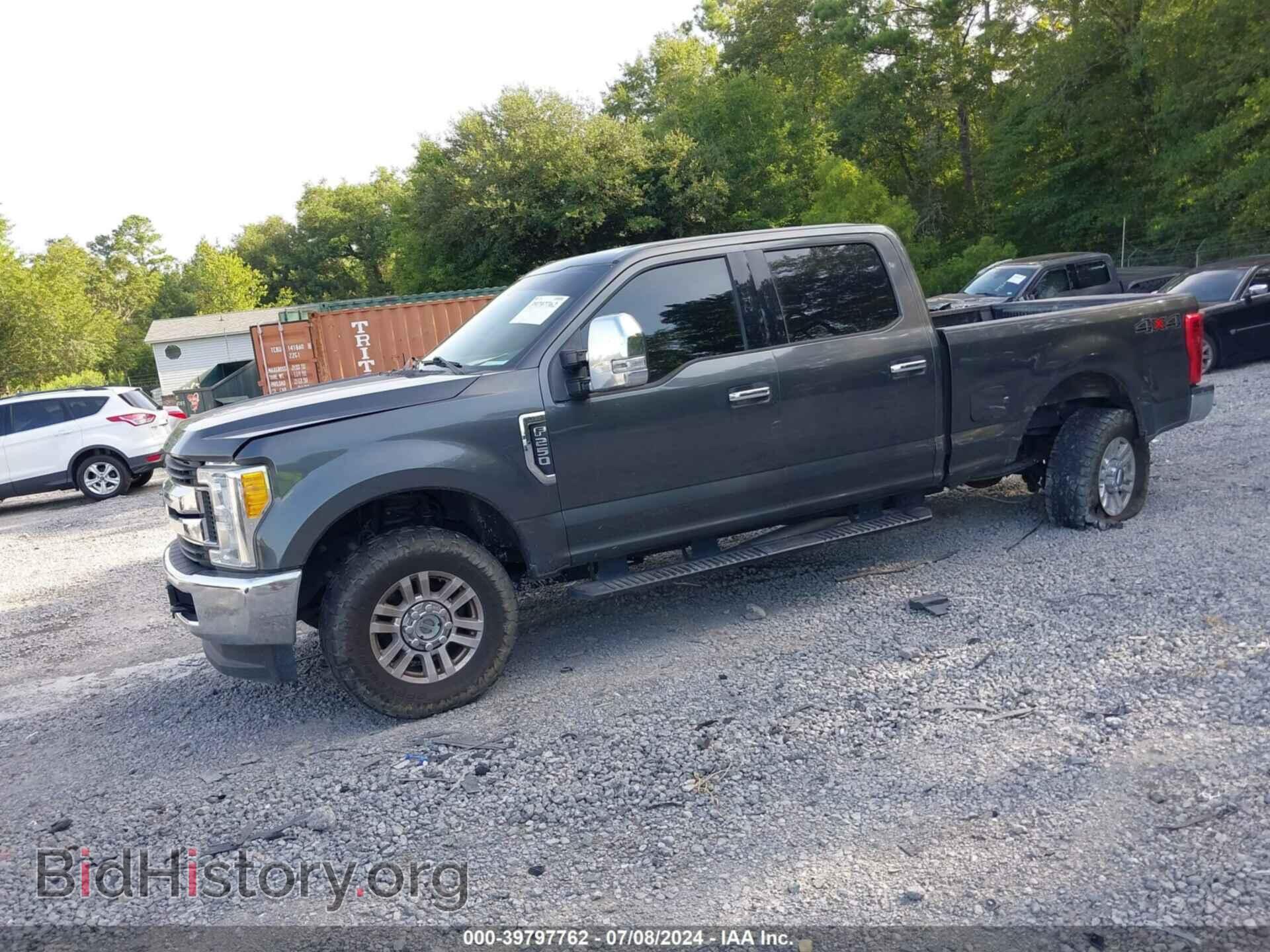 2017 FORD F-250 - VIN: 1FT7W2B65HEF19604 - Фото 2
