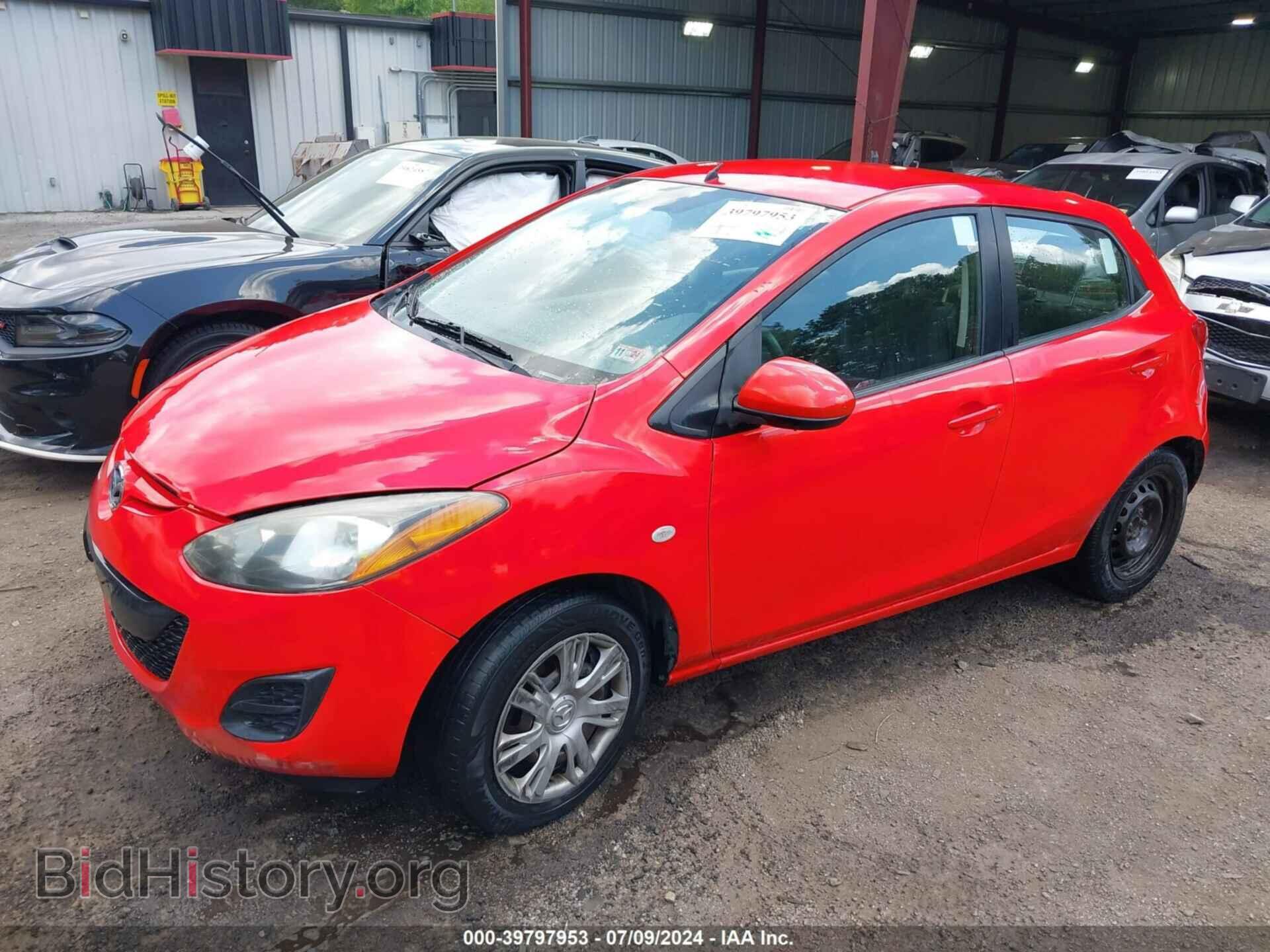 2013 MAZDA MAZDA2 - VIN: JM1DE1KZ4D0165589 - Фото 2
