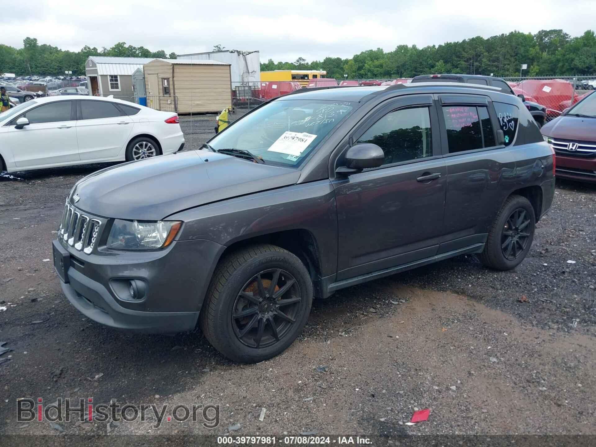 2015 JEEP COMPASS - VIN: 1C4NJDEB2FD358139 - Photo 2