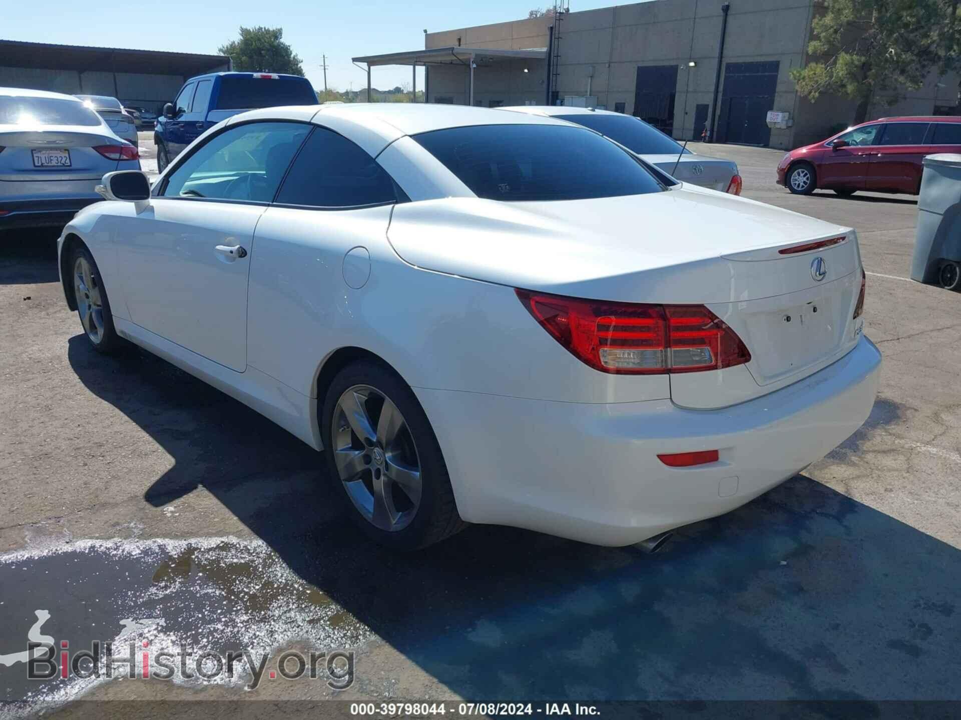2011 LEXUS IS 350C - VIN: JTHFE2C24B2505310 - Фото 3