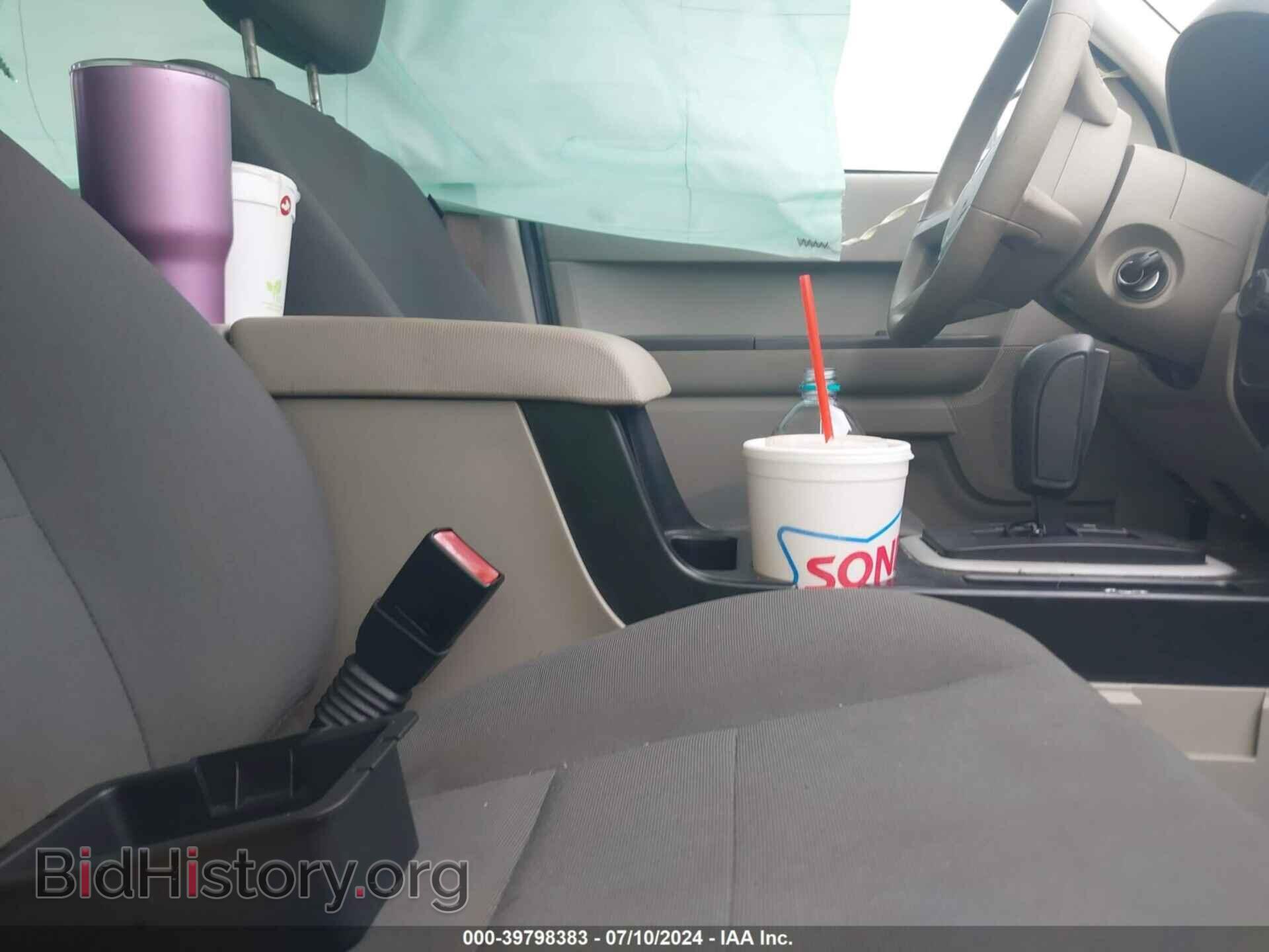 2010 FORD ESCAPE - VIN: 1FMCU0C76AKB76854 - Фото 5