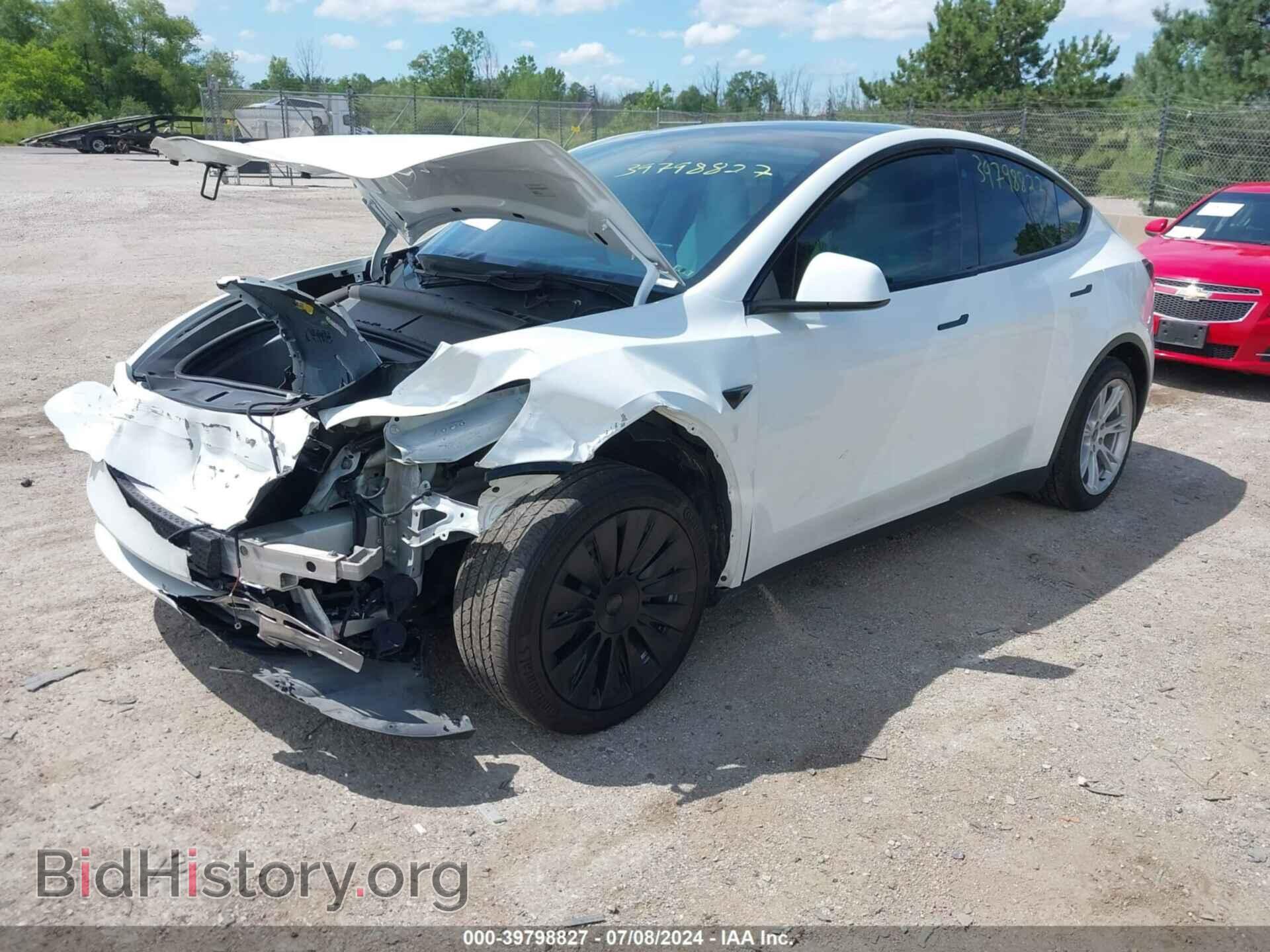2023 TESLA MODEL Y - VIN: 7SAYGDEE1PF622437 - Фото 2
