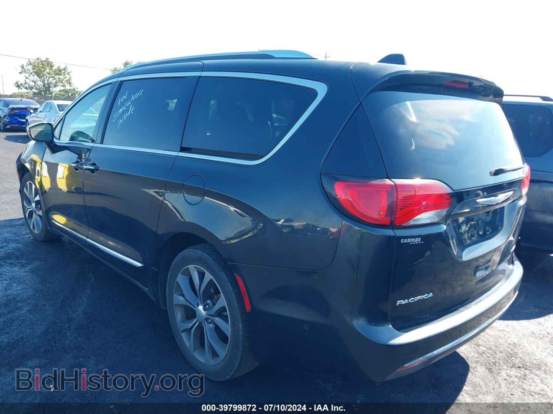2017 CHRYSLER PACIFICA - VIN: 2C4RC1GG8HR841735 - Фото 3