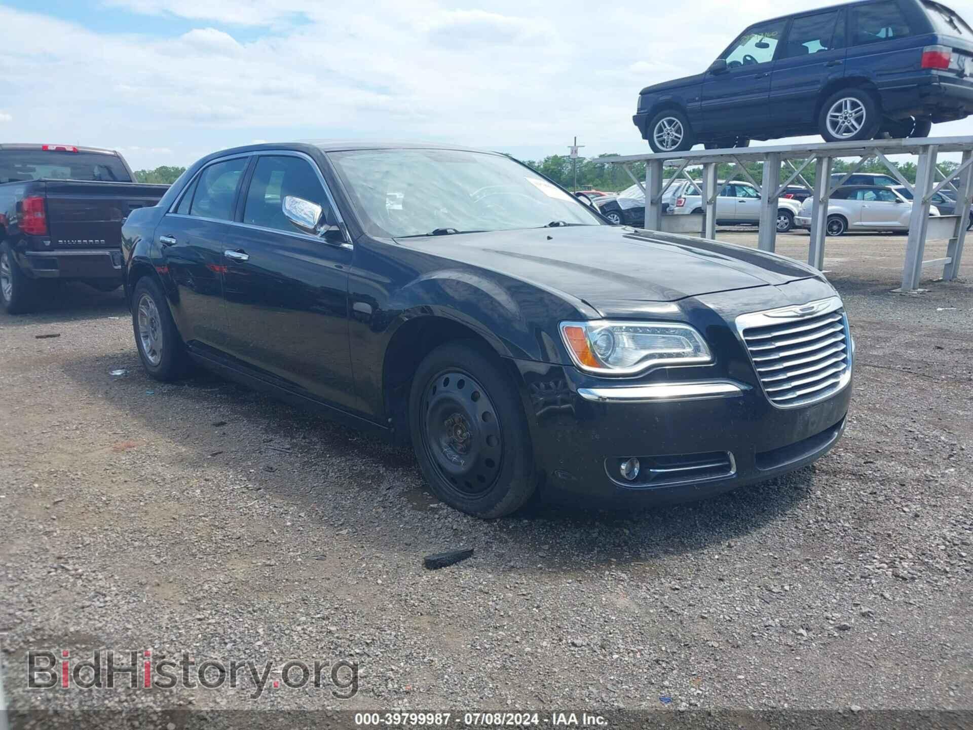 Фотография 2C3CCAKT7DH505332 - CHRYSLER 300C 2013