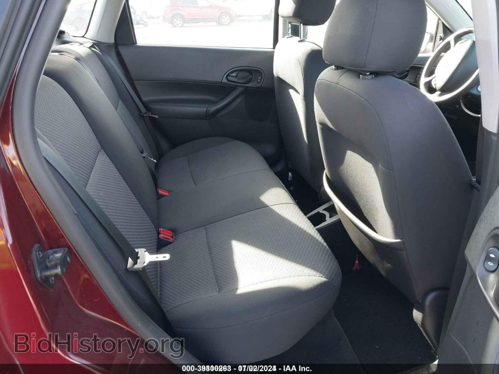 2007 FORD FOCUS - VIN: 1FAFP37NX7W207307 - Фото 8