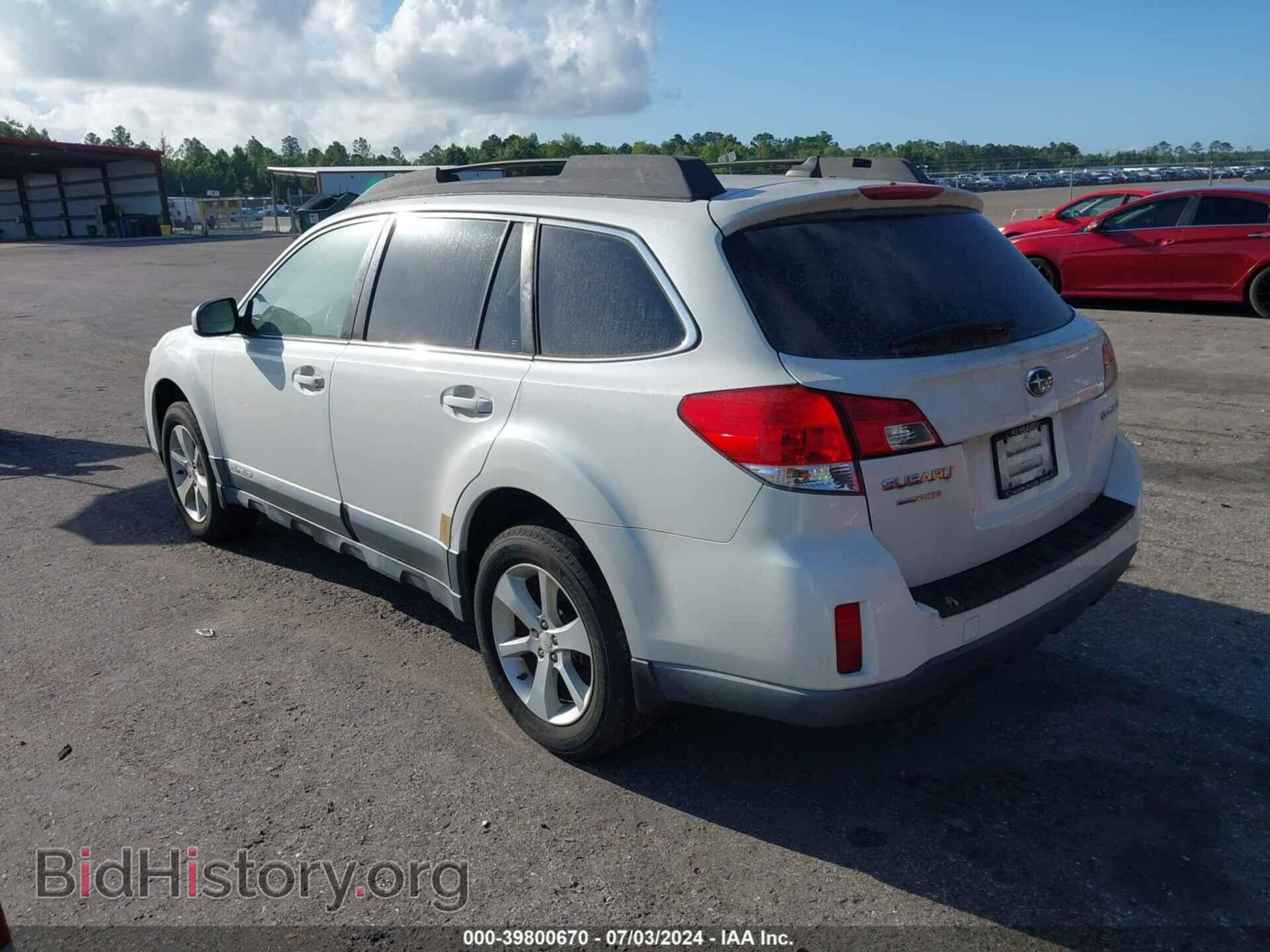 2014 SUBARU OUTBACK - VIN: 4S4BRCCC6E3328630 - Фото 3