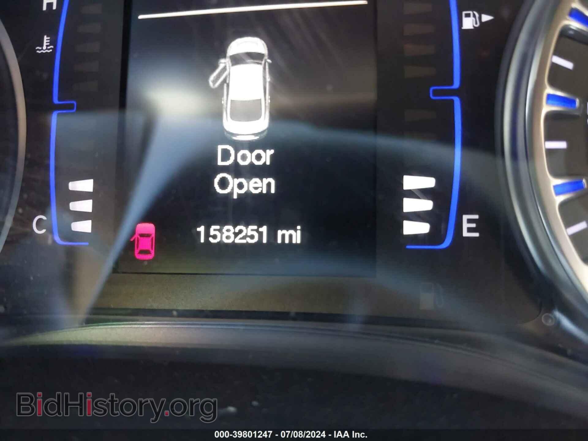 2015 CHRYSLER 200 - VIN: 1C3CCCABXFN721853 - Фото 15