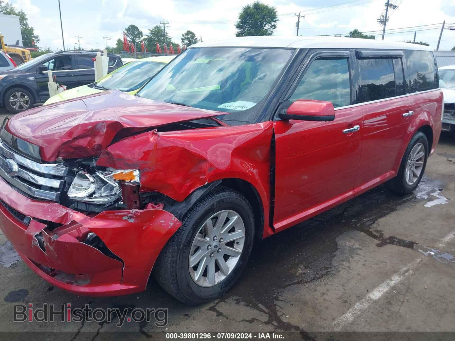 2010 FORD FLEX - VIN: 2FMGK5CC0ABB30075 - Photo 2