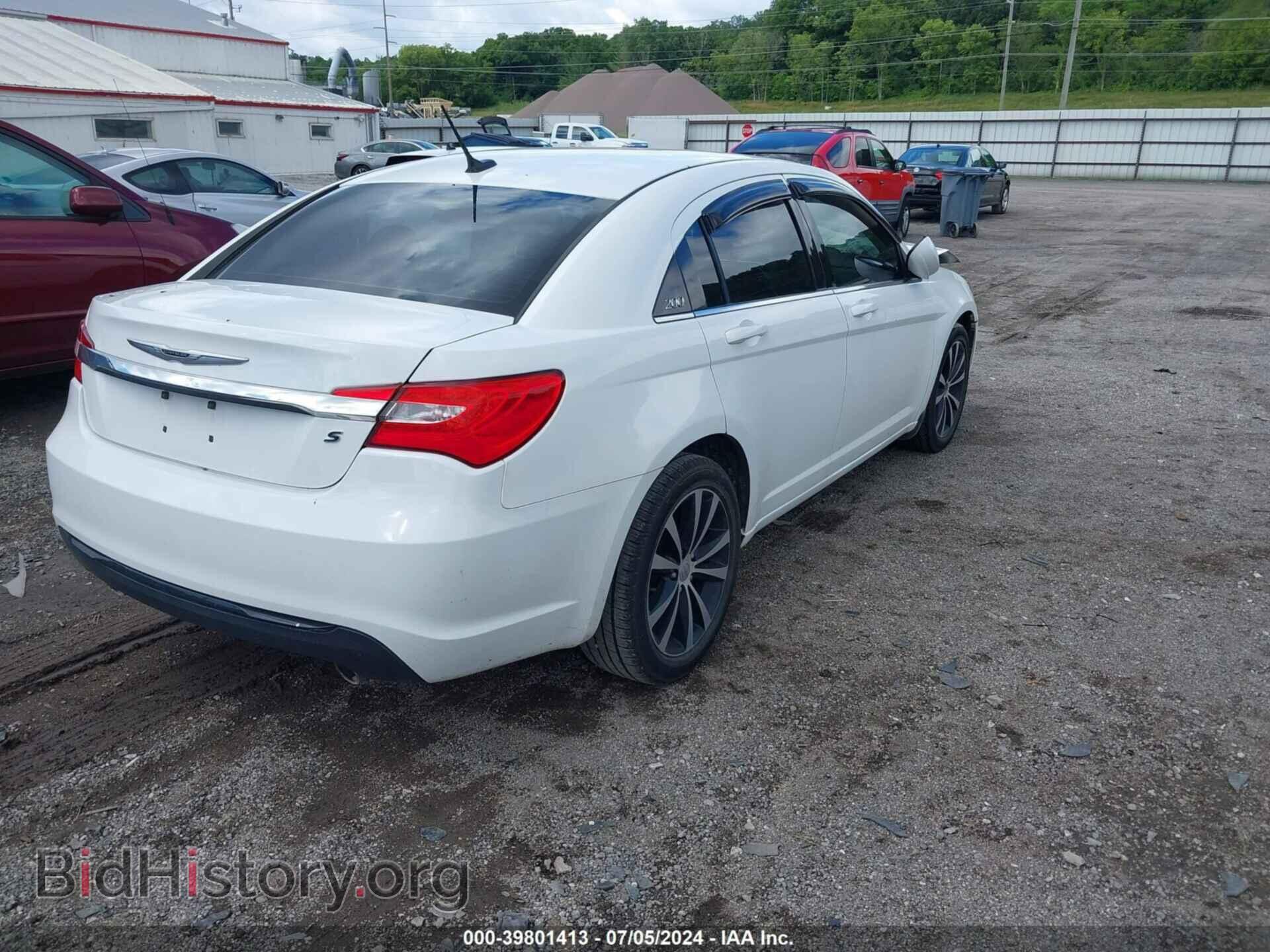 2013 CHRYSLER 200 - VIN: 1C3CCBCG8DN504589 - Photo 4