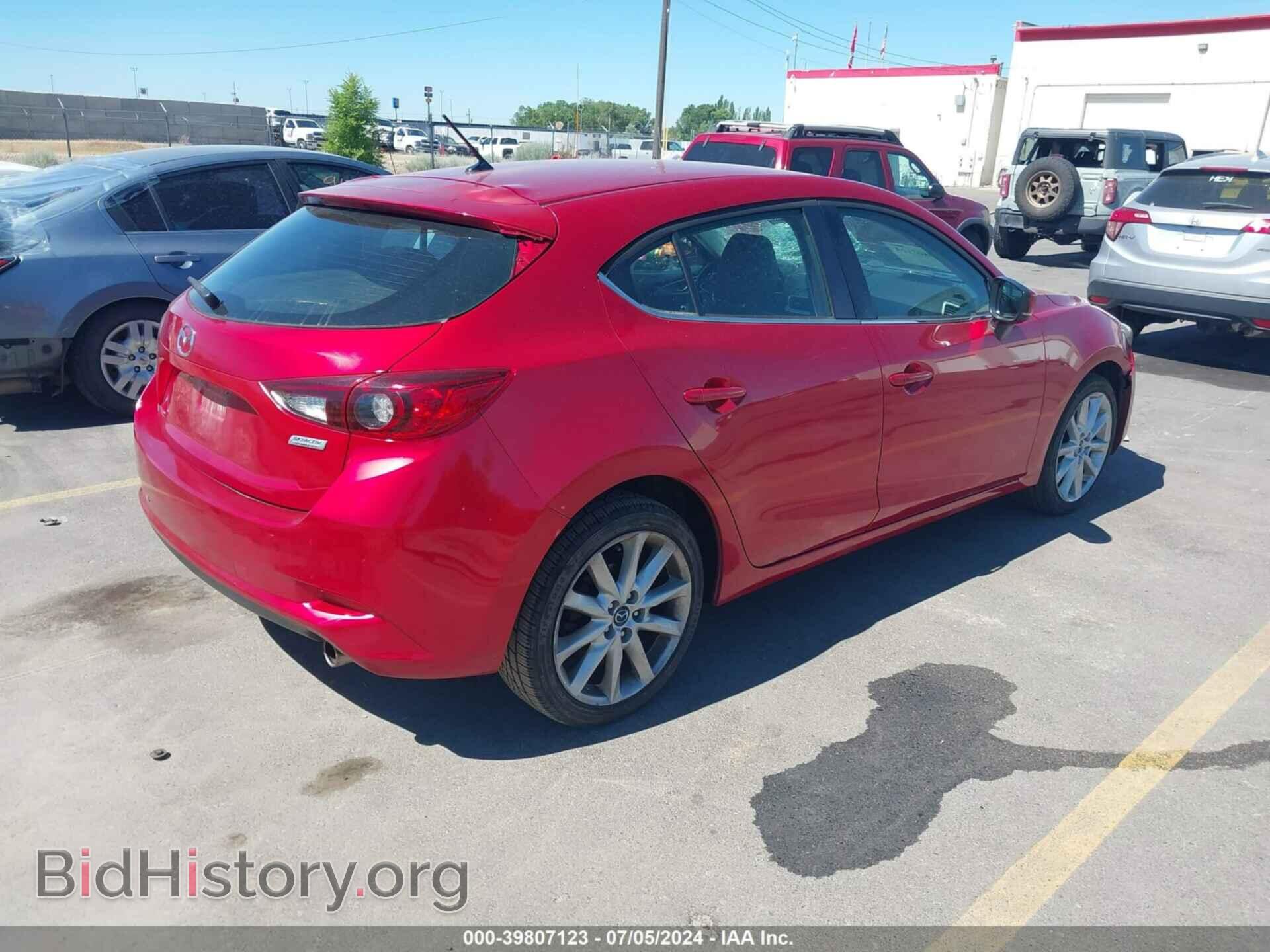 2017 MAZDA MAZDA3 - VIN: 3MZBN1L72HM114600 - Фото 4
