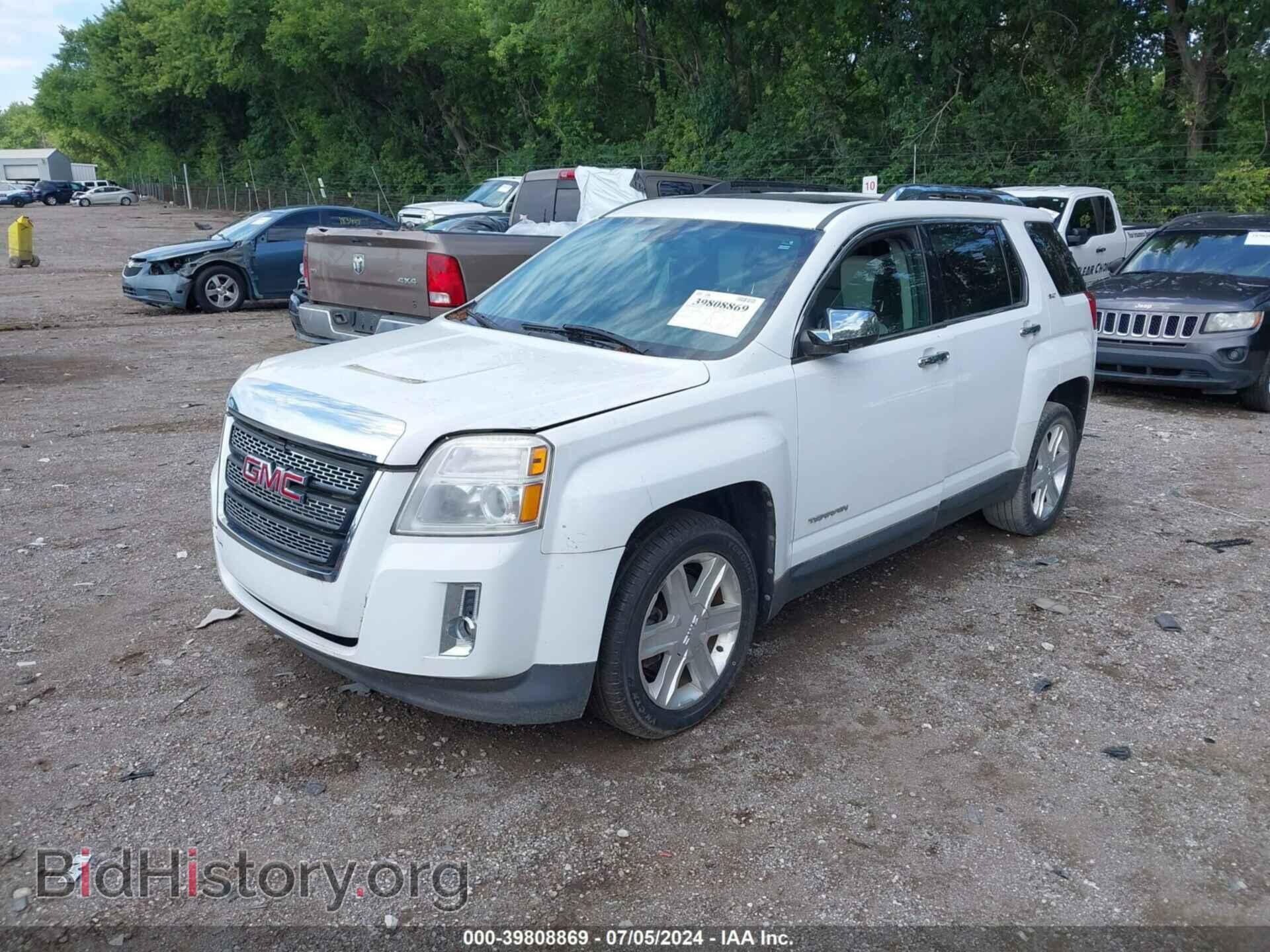 2011 GMC TERRAIN - VIN: 2CTALWEC1B6437490 - Photo 2