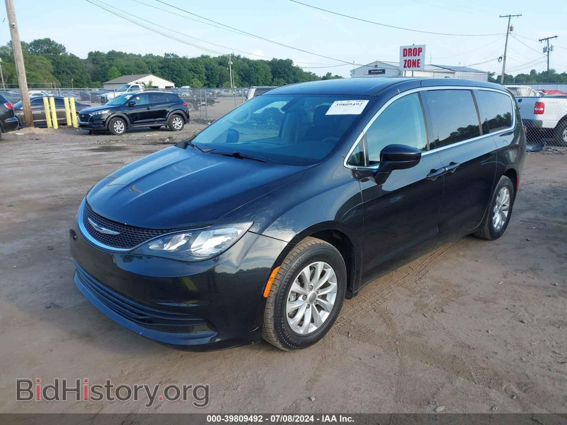 2017 CHRYSLER PACIFICA - VIN: 2C4RC1DG2HR663776 - Фото 2