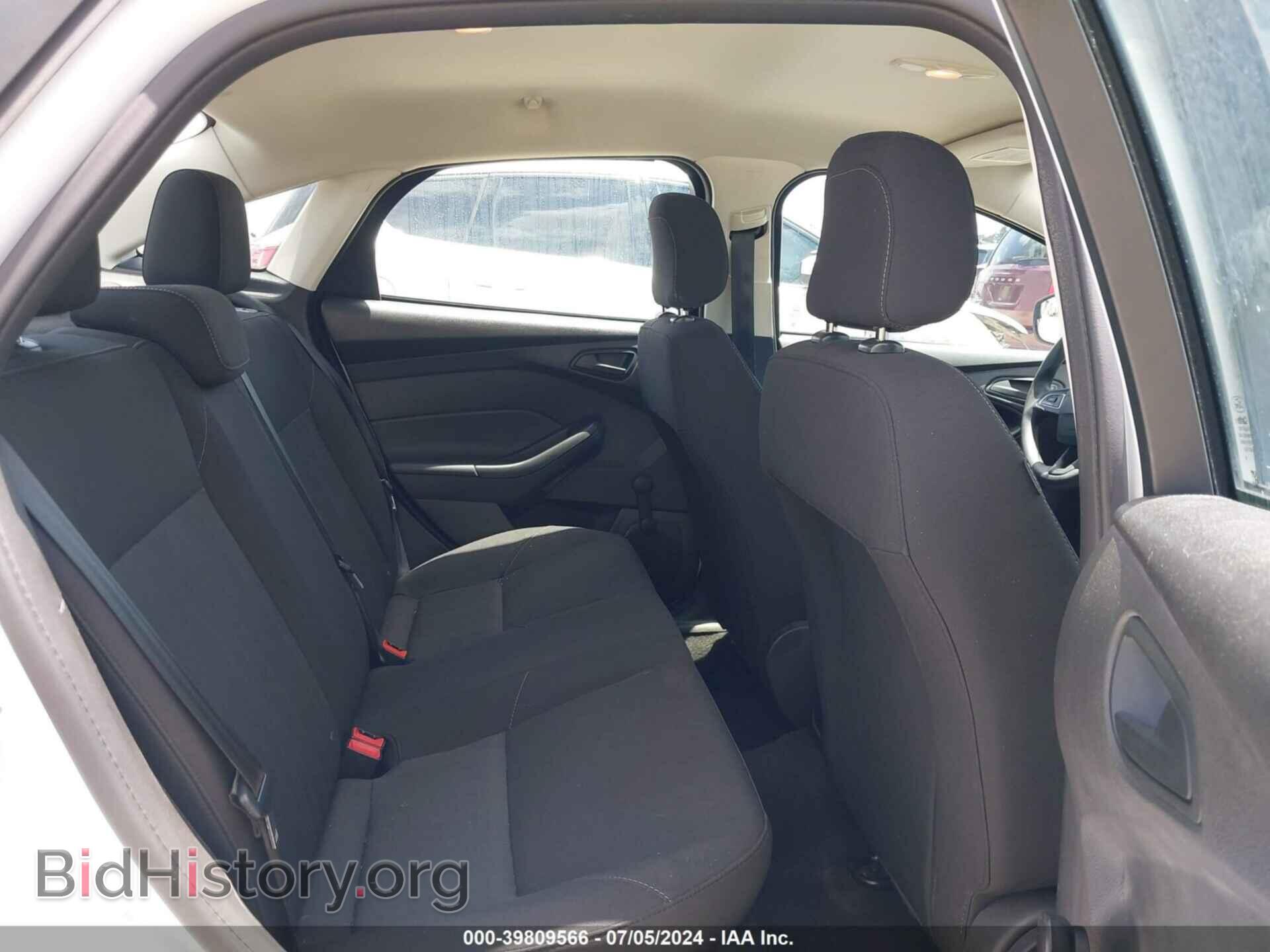 2017 FORD FOCUS - VIN: 1FADP3E25HL290163 - Photo 8