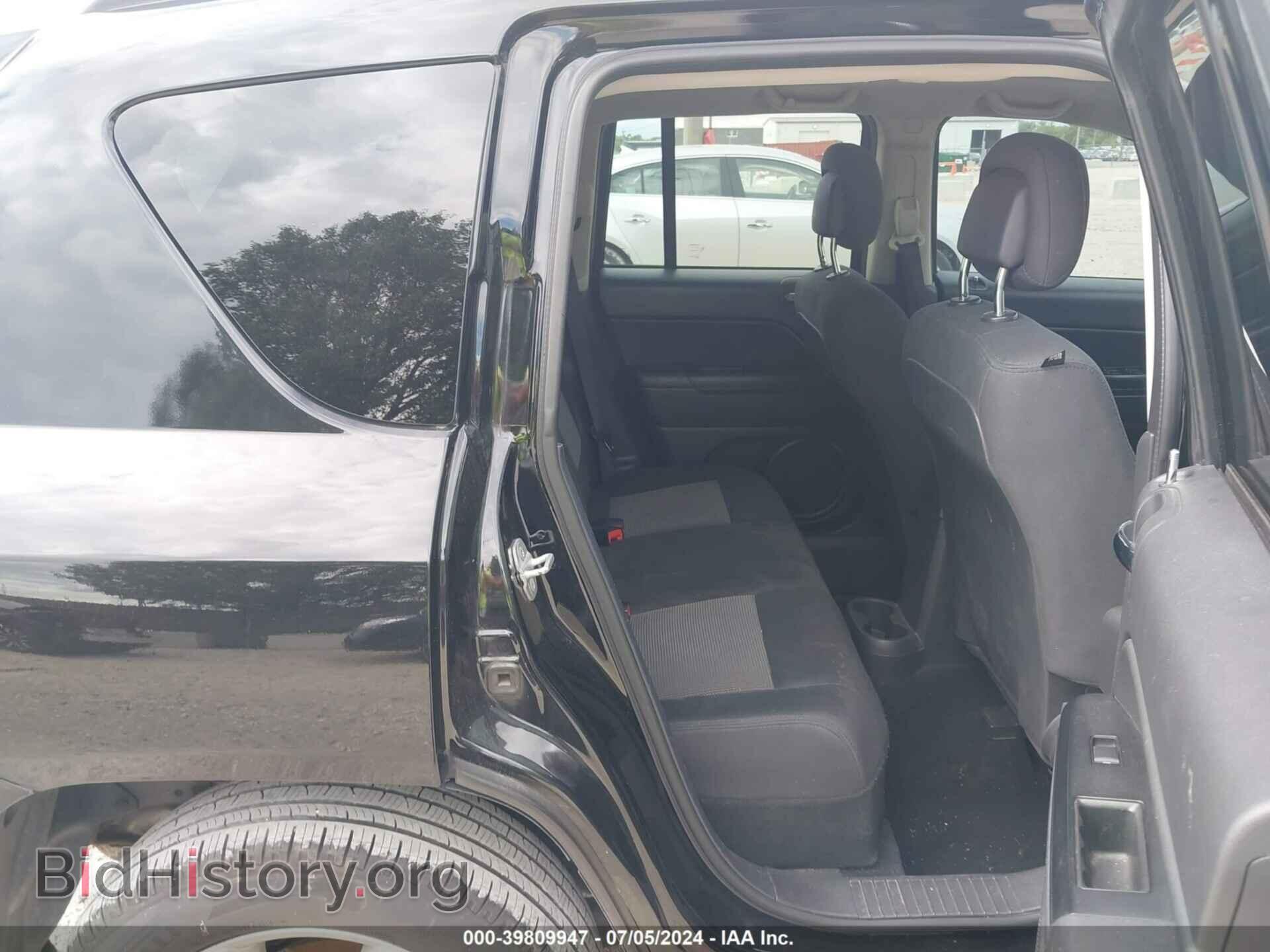 2012 JEEP COMPASS - VIN: 1C4NJDBB6CD576181 - Photo 8