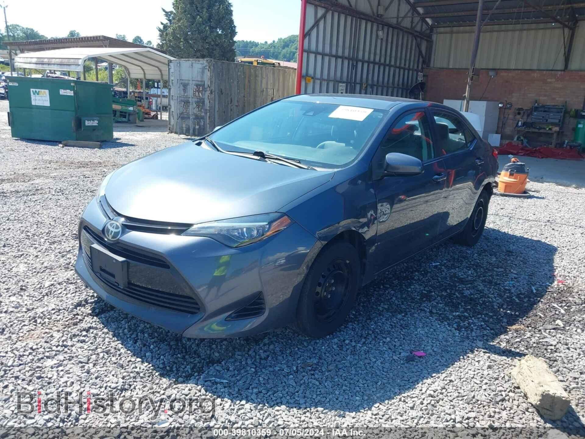 2017 TOYOTA COROLLA - VIN: 5YFBURHE5HP702849 - Фото 2