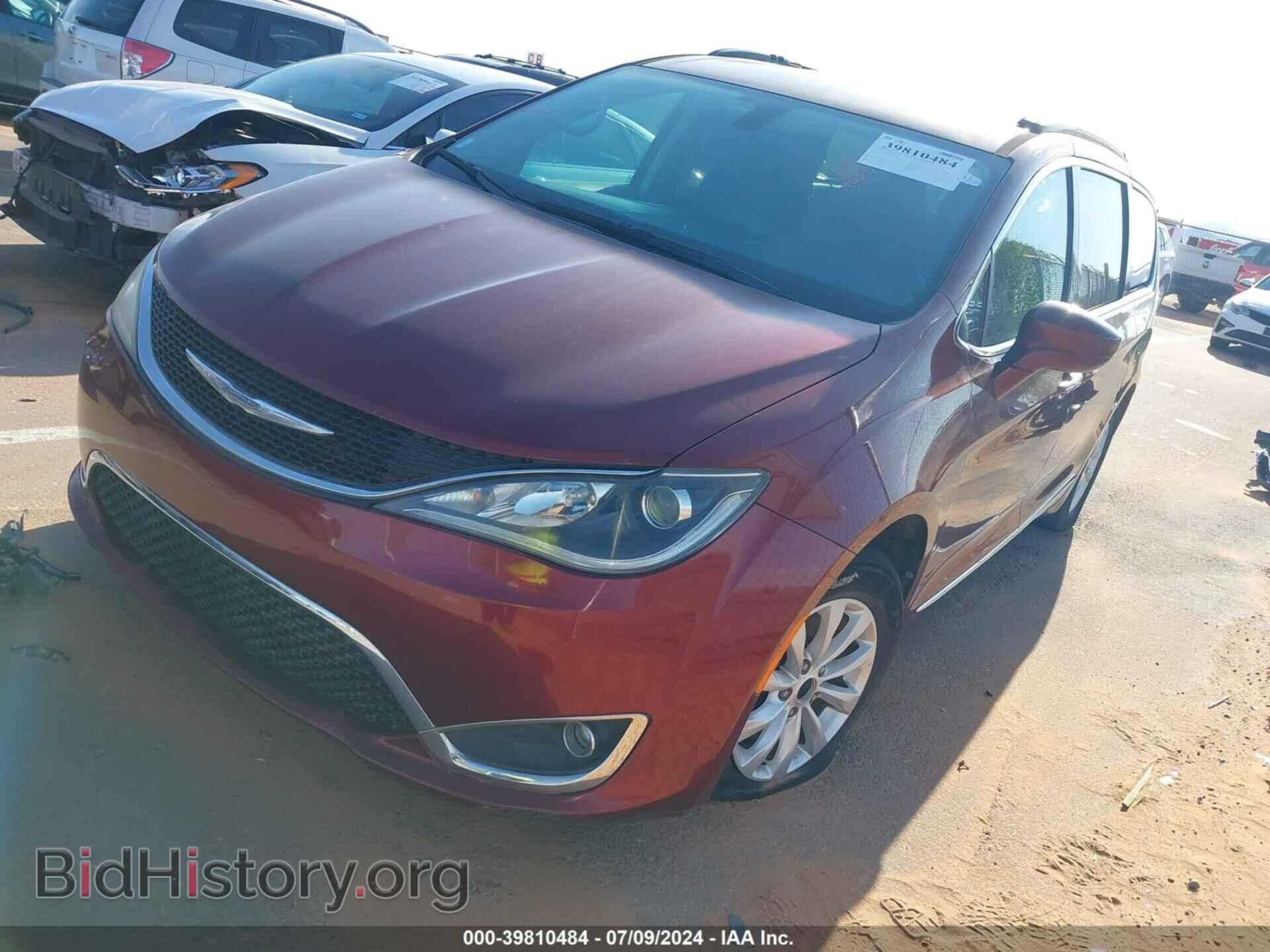 2017 CHRYSLER PACIFICA - VIN: 2C4RC1BG8HR569842 - Фото 2